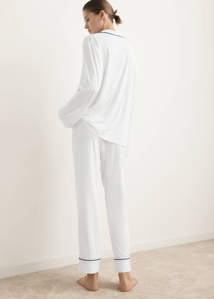 Two-piece pyjamas with piping — White