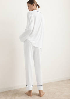 Two-piece pyjamas with piping — White 3