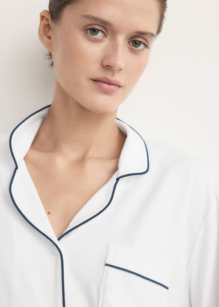 Two-piece pyjamas with piping — White