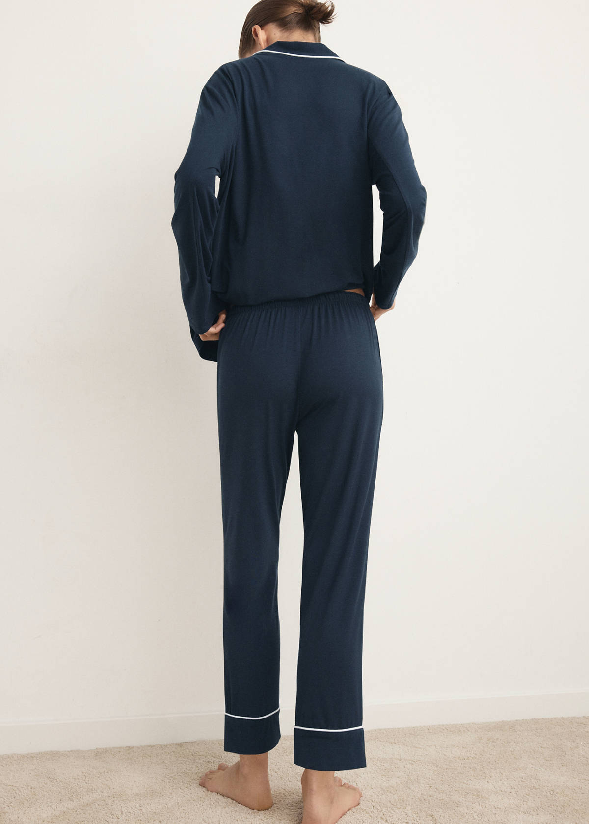 Two-piece pyjamas with piping — Indigo Blue