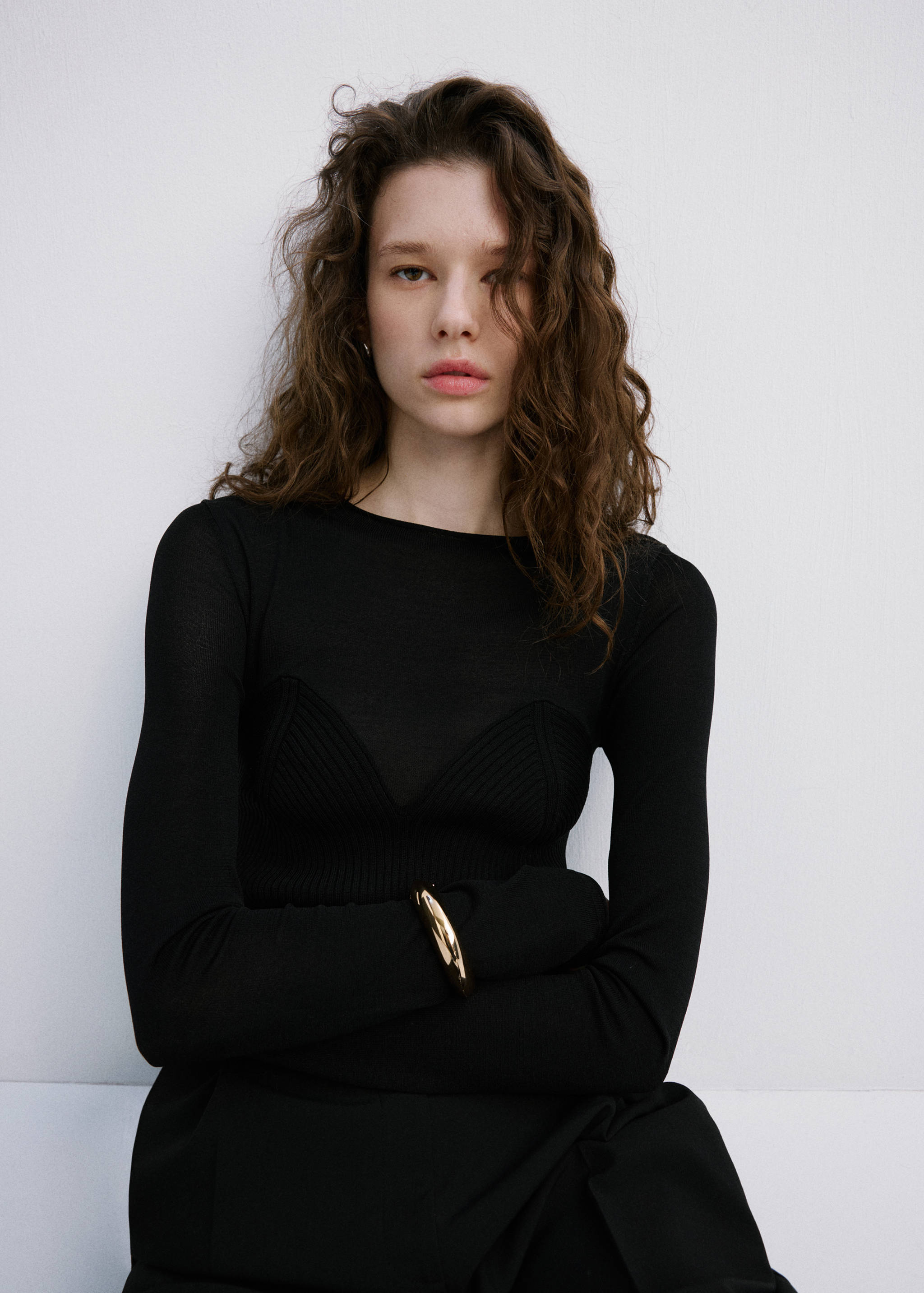 Jumpsuit-style coordinated outfit - Details of the article 2