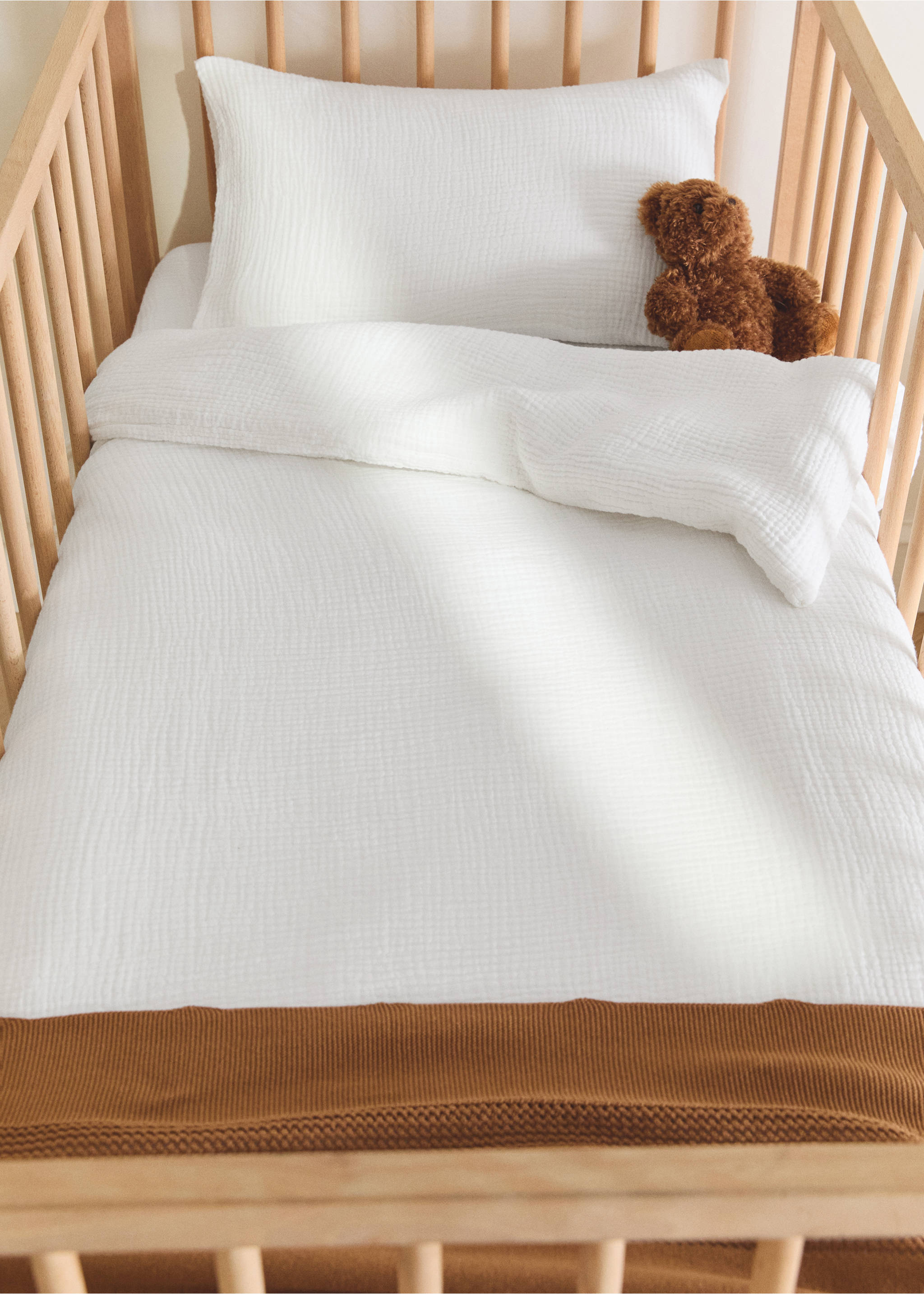 Cot bed duvet cover in gauze fabric - General plane, Off White. Ref: 27093334-00.