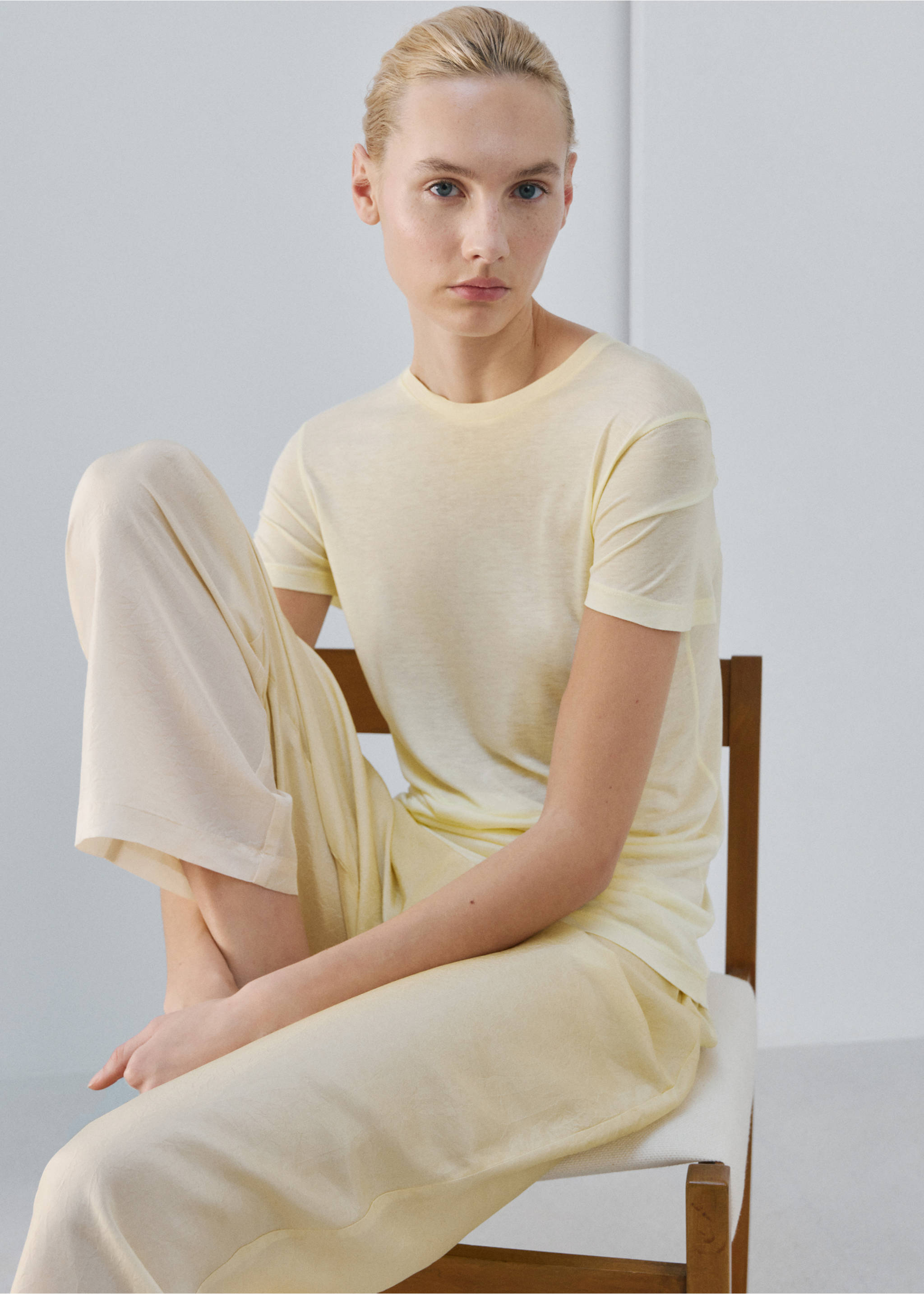 Micromodal short-sleeve T-shirt - Medium plane, Pastel Yellow. Ref: 27093338-00.