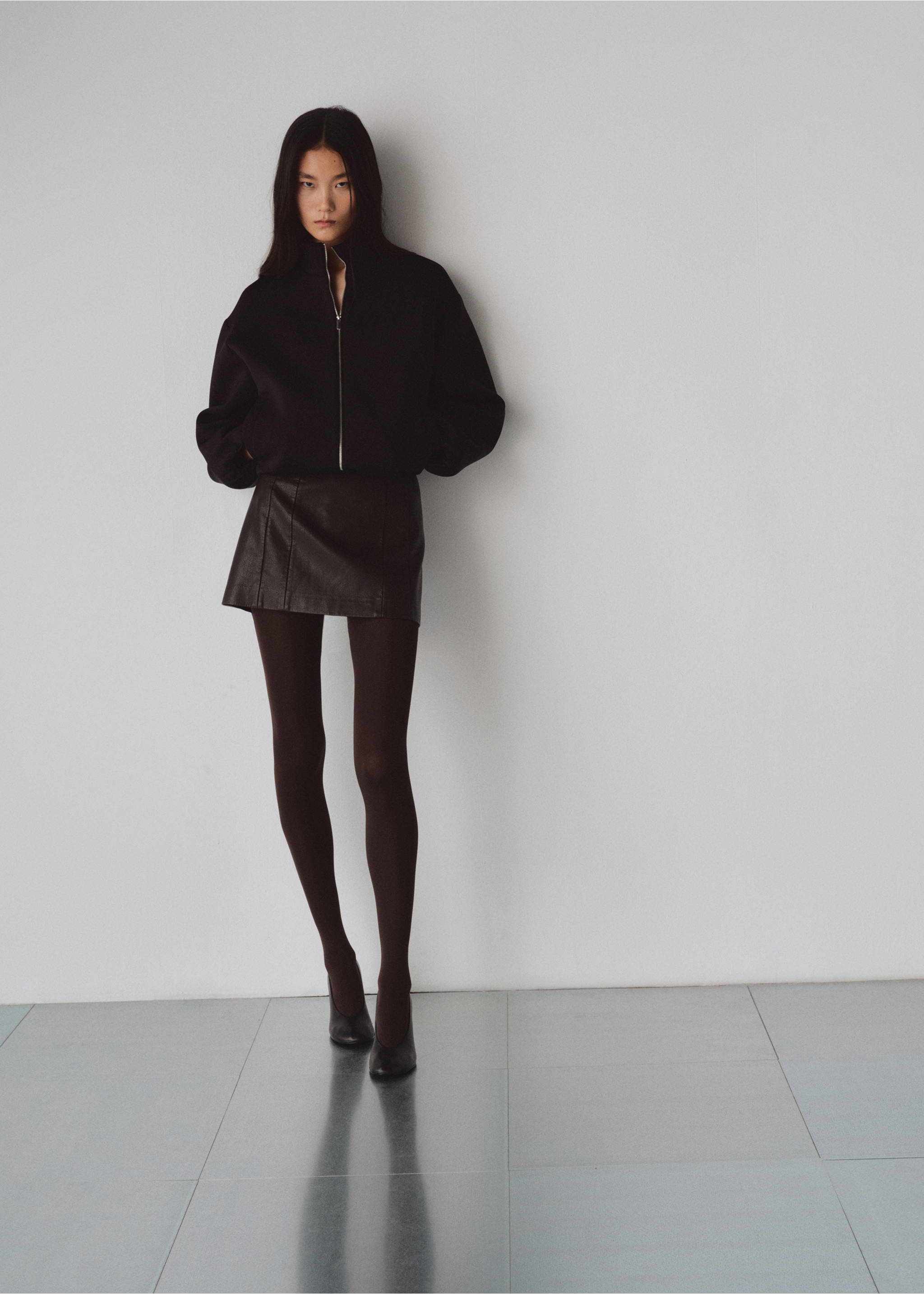 جاكيت بومبر كبير الحجم - رؤية عامة, أسود. Ref: 27093342-01.