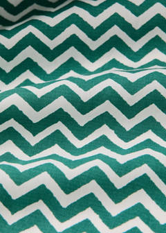 Vichy check cotton tablecloth for 8 to 10 guests — Green 2