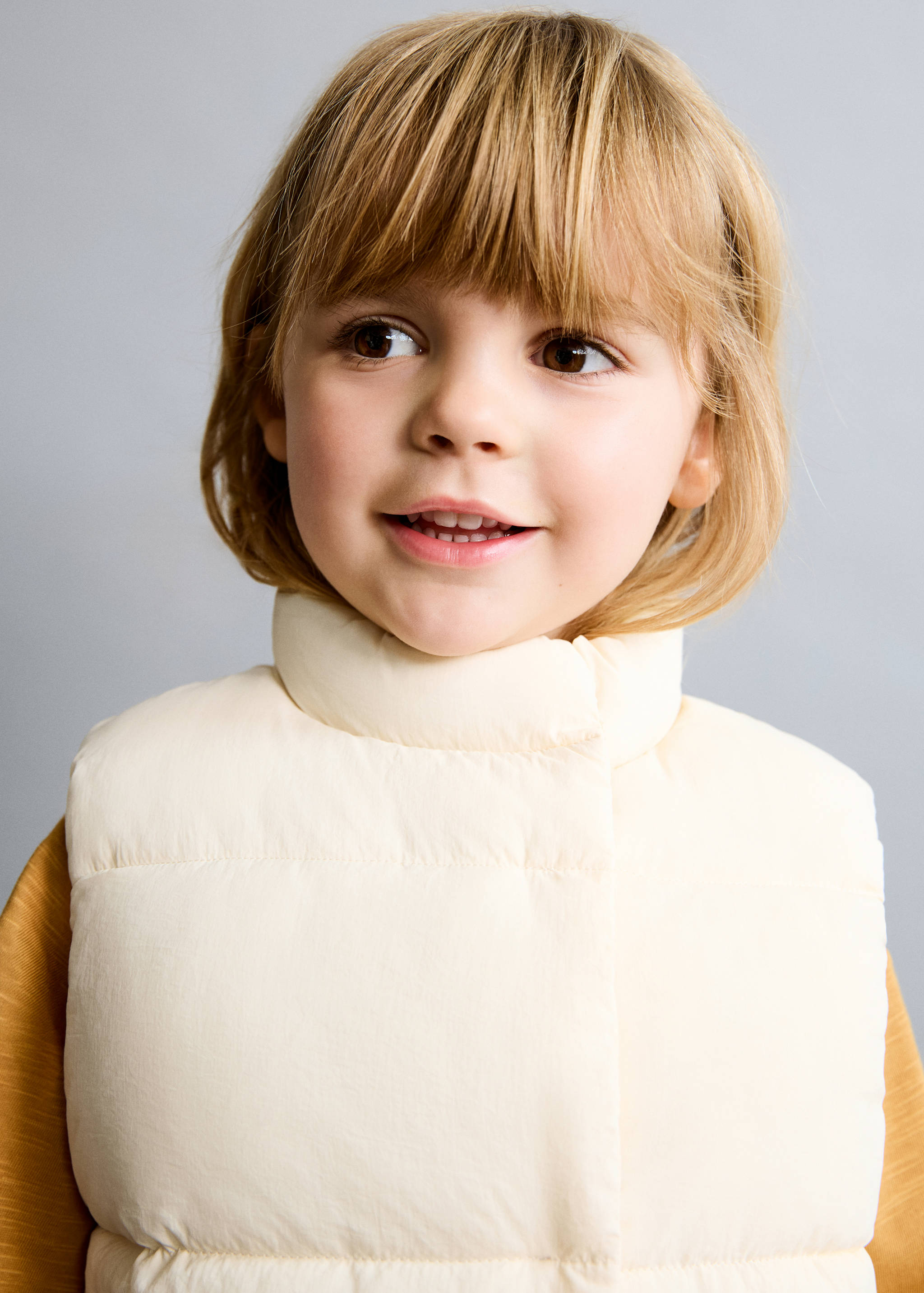 Quilted gilet - Details of the article 1