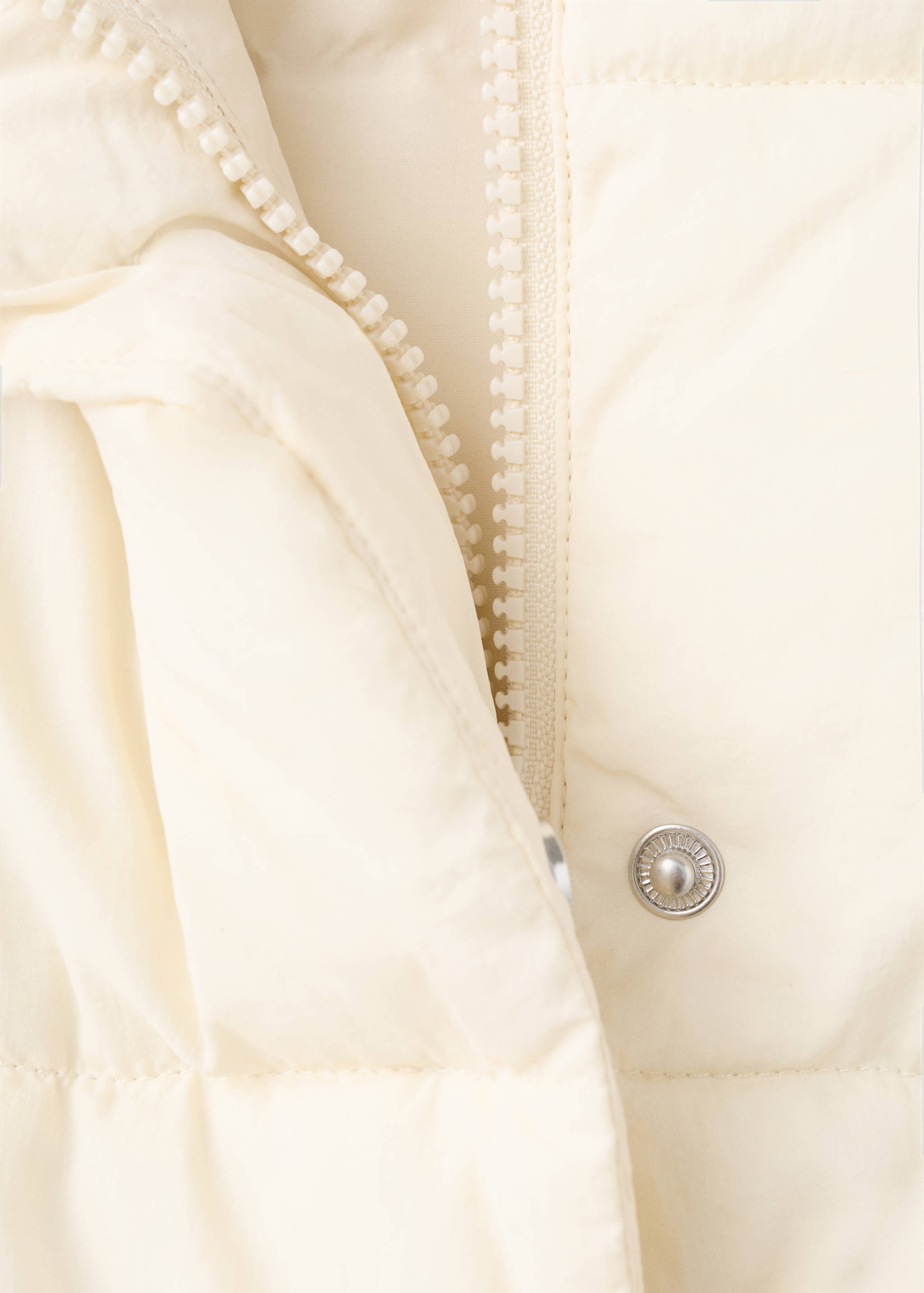 Quilted gilet - Details of the article 8