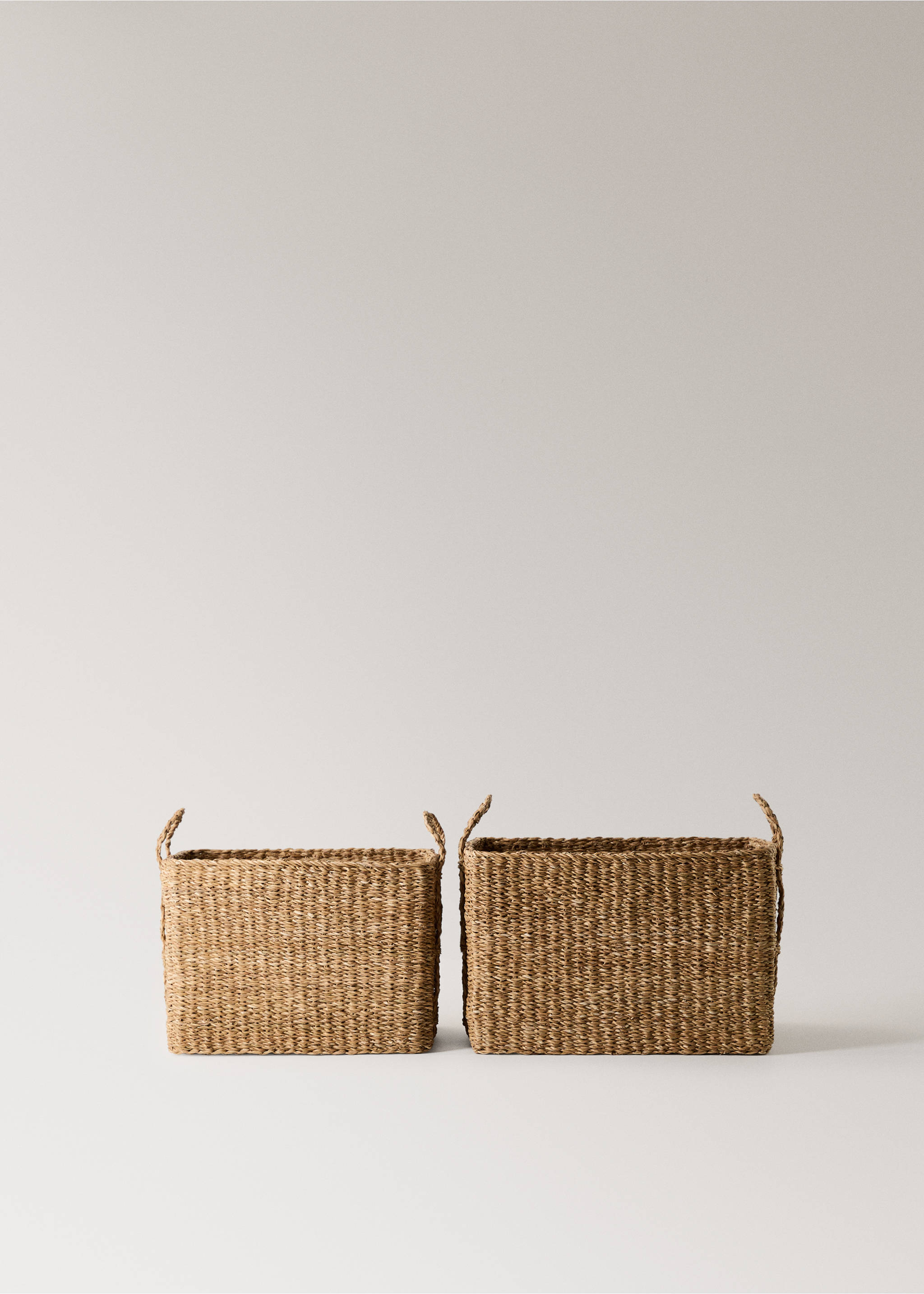 Large braided seagrass basket with handles - Details of the article 4, Brown. Ref: 27093736-00.