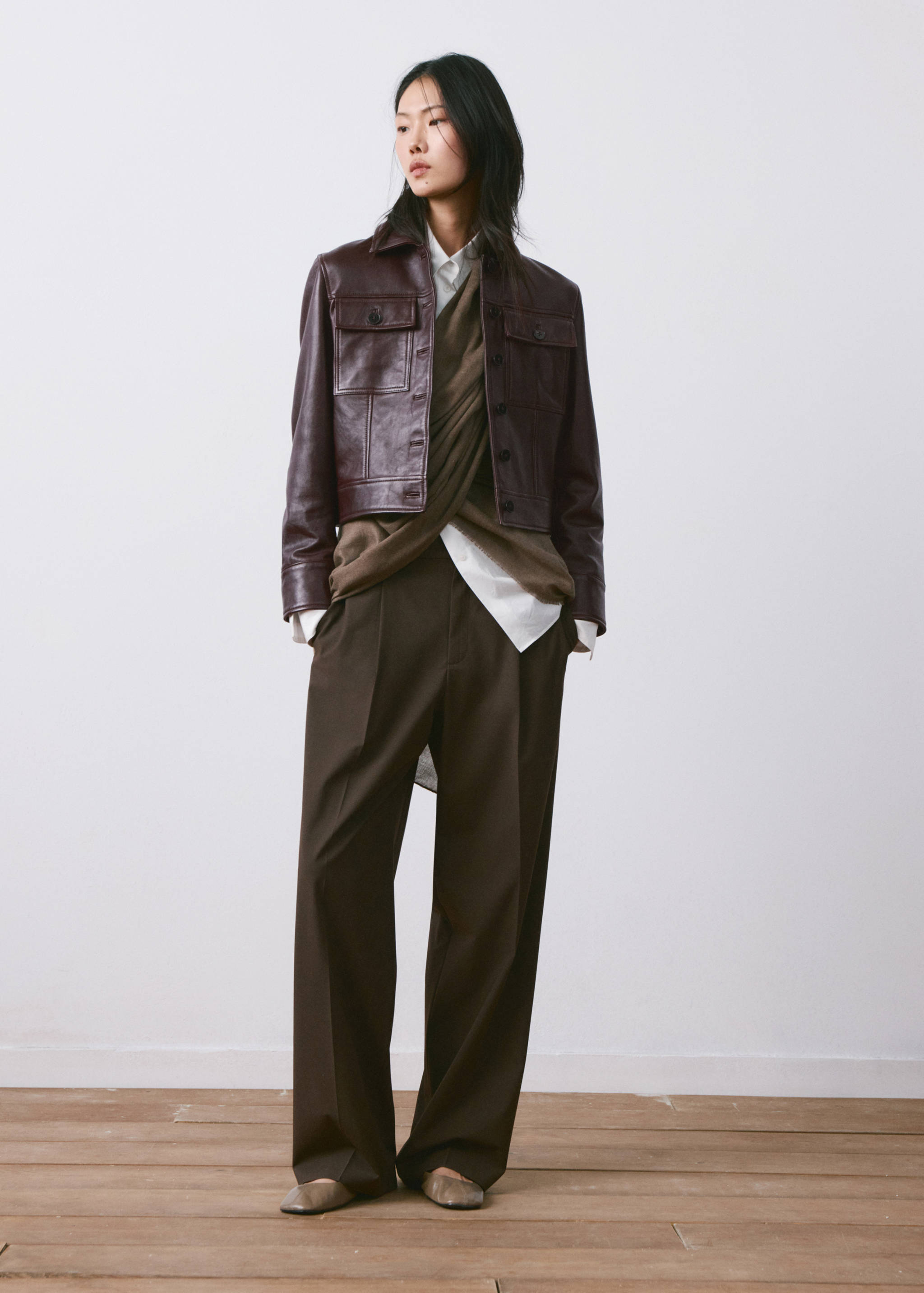 系扣皮夹克 - null