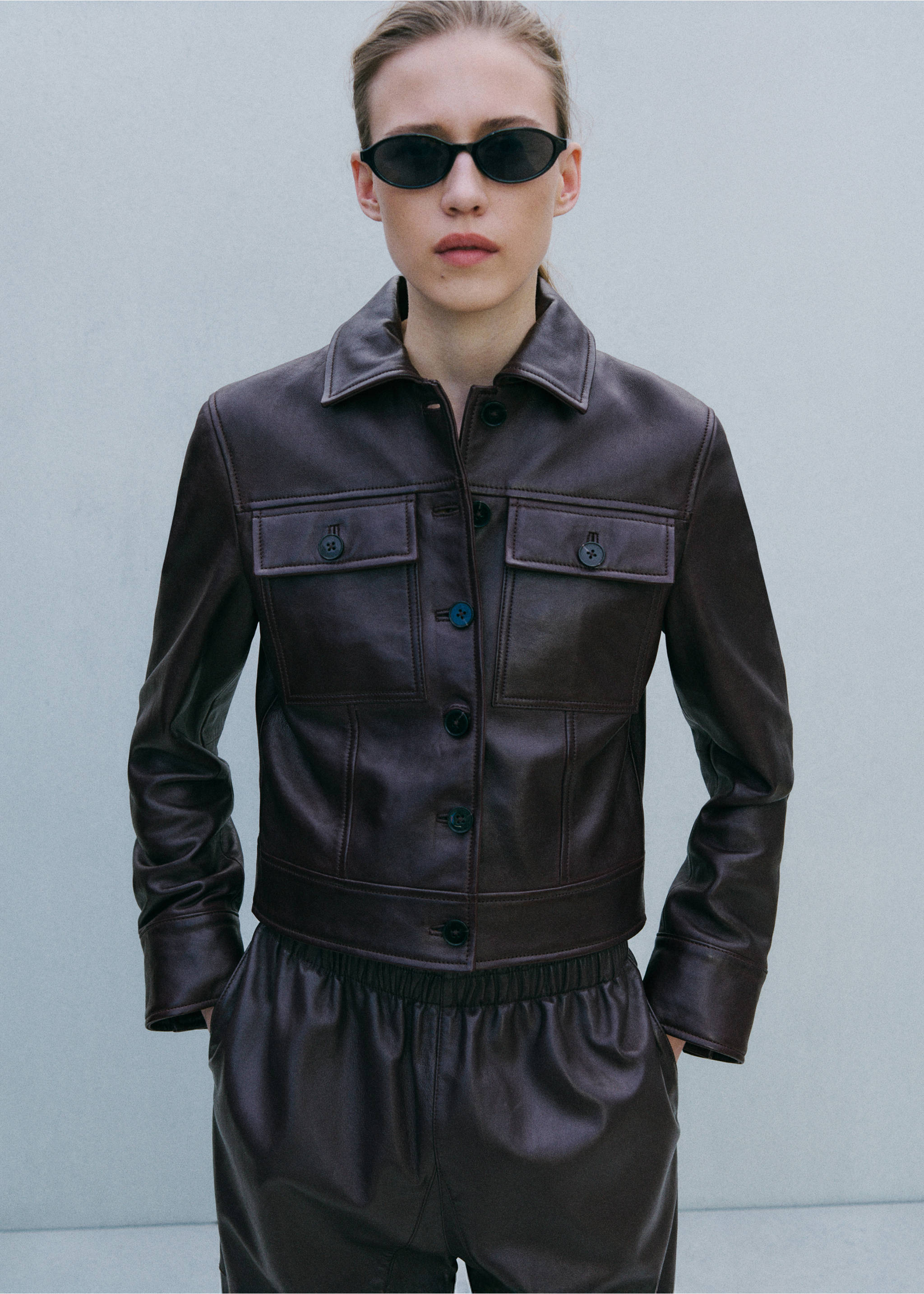 Buttoned leather jacket - Medium plane, Burgundy. Ref: 27094044-01.