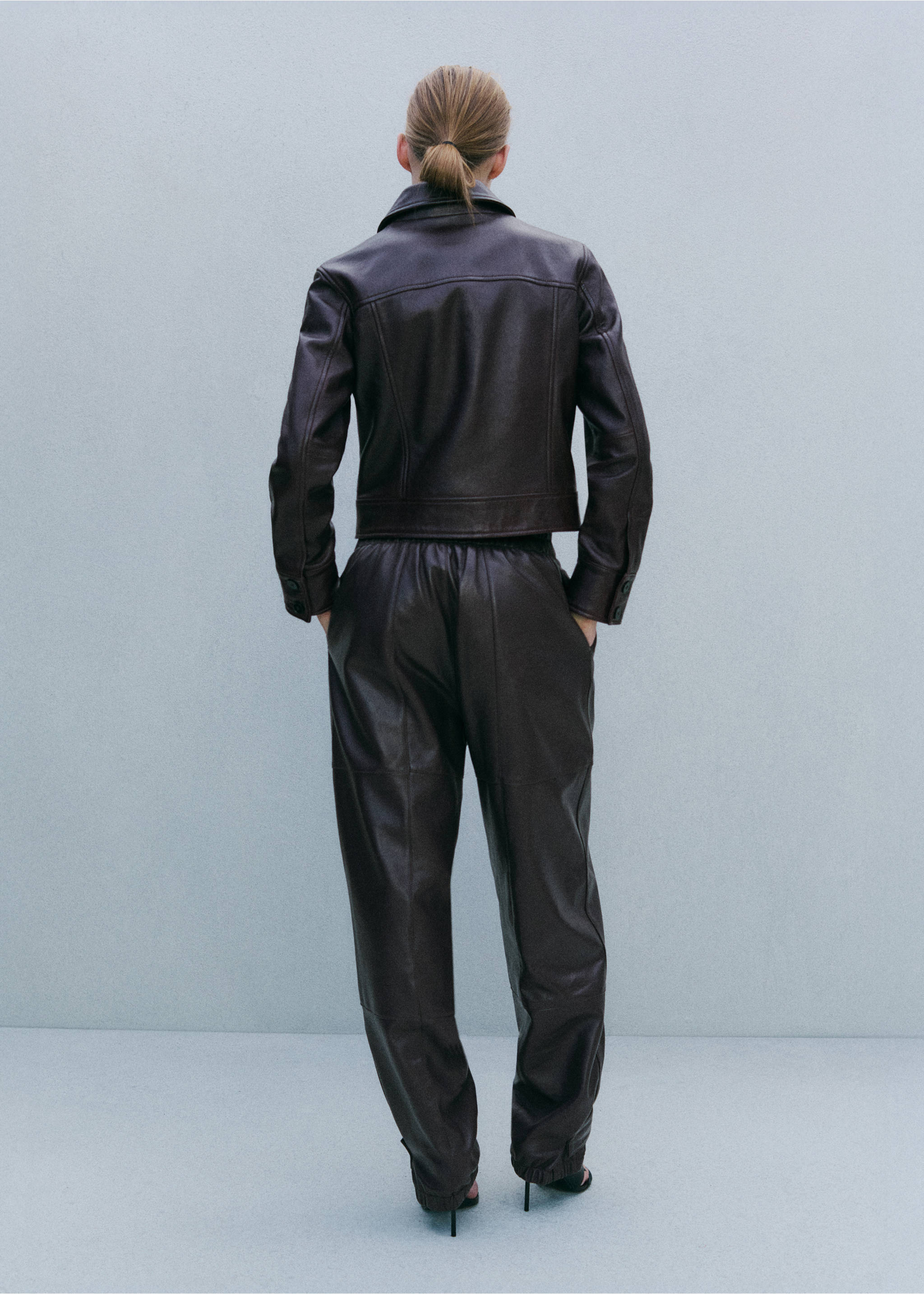 Buttoned leather jacket - Reverse of the article, Burgundy. Ref: 27094044-01.