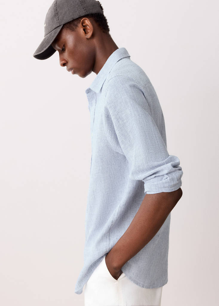 Linen shirt with thin stripes — Navy