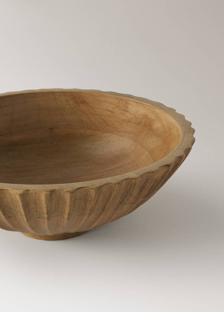 Mango wood bowl — Brown