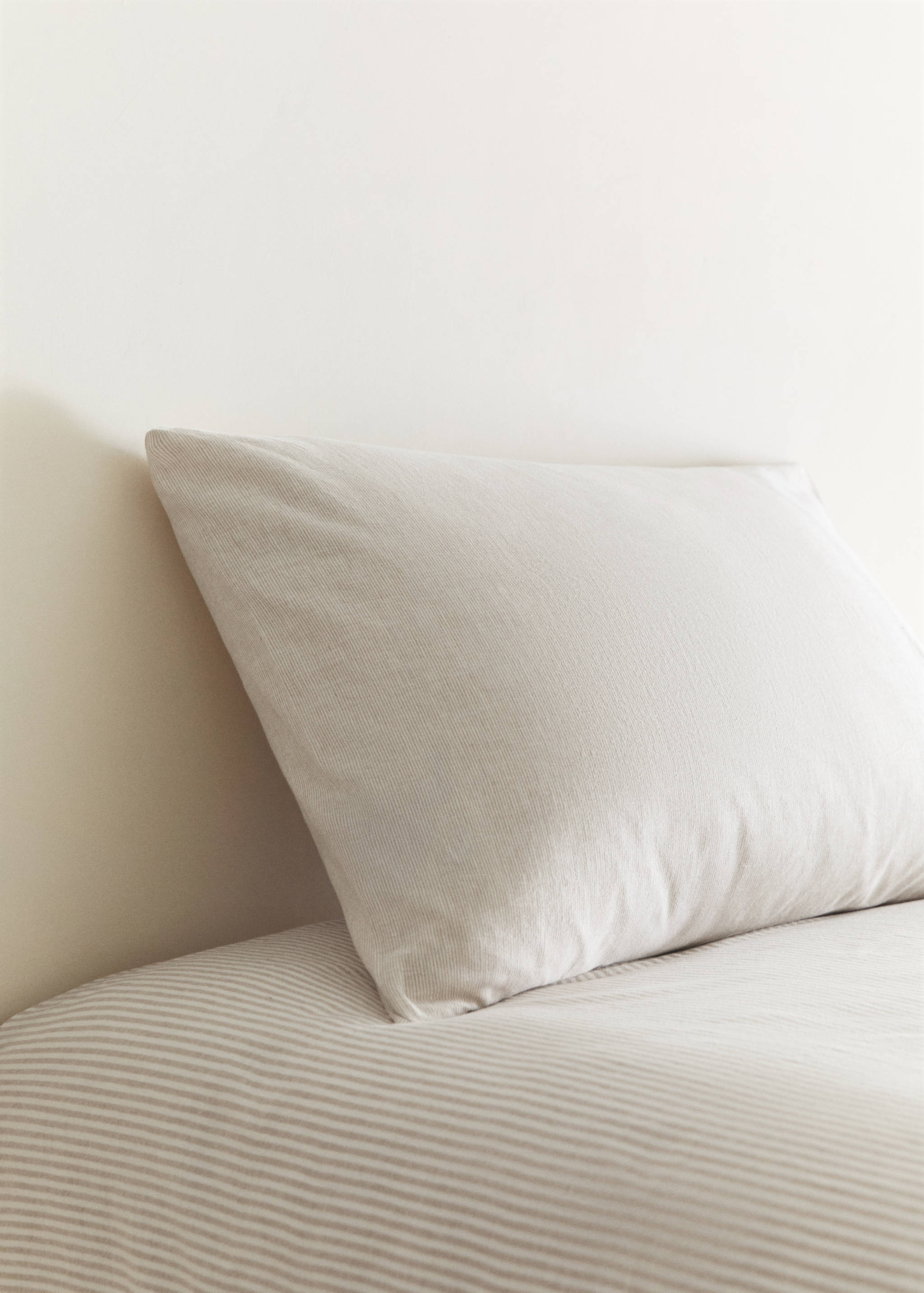 Children's pillowcase in cotton linen with stripes 50x75cm - General plane