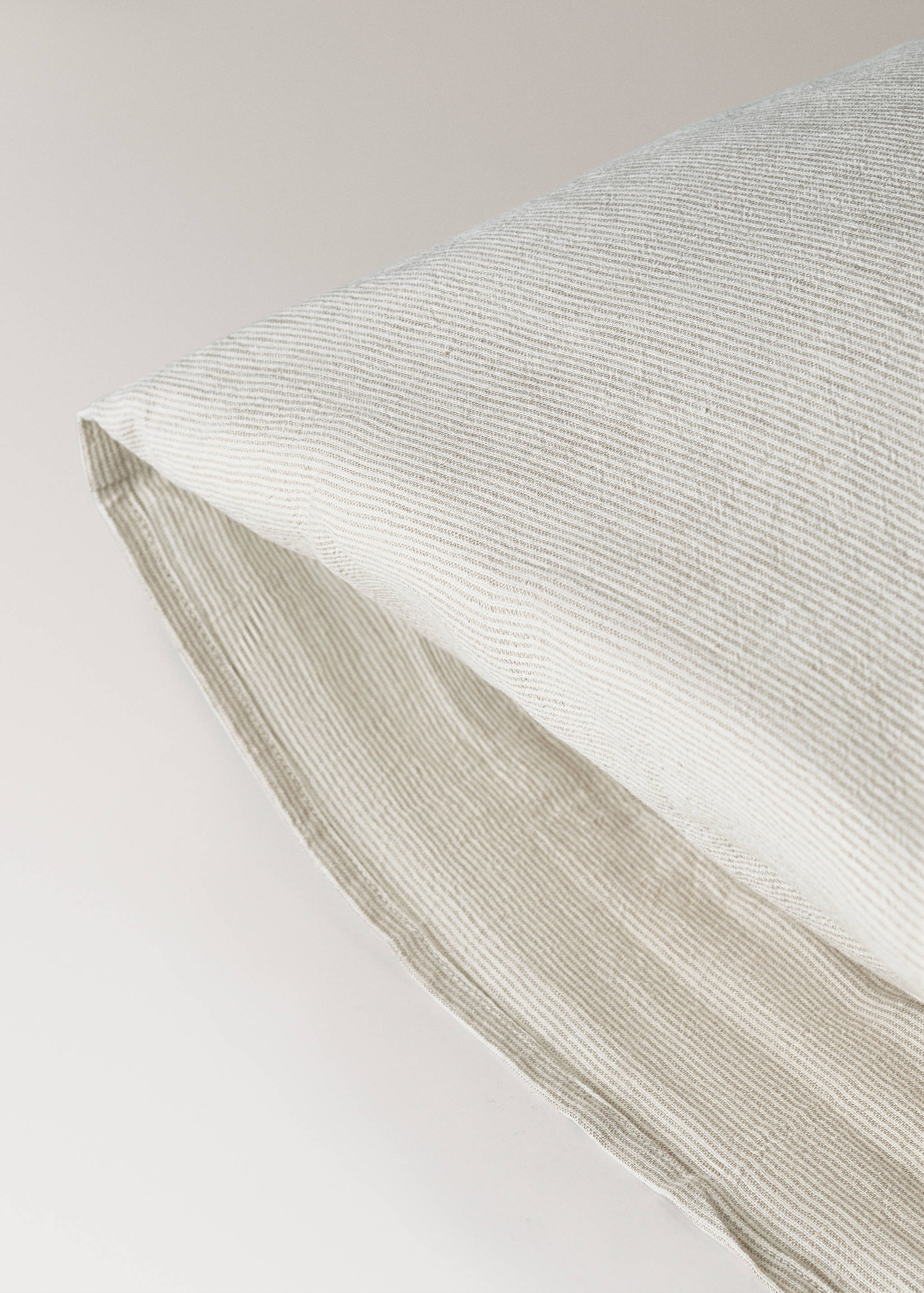 Children's pillowcase in cotton linen with stripes 50x75cm - Details of the article 2