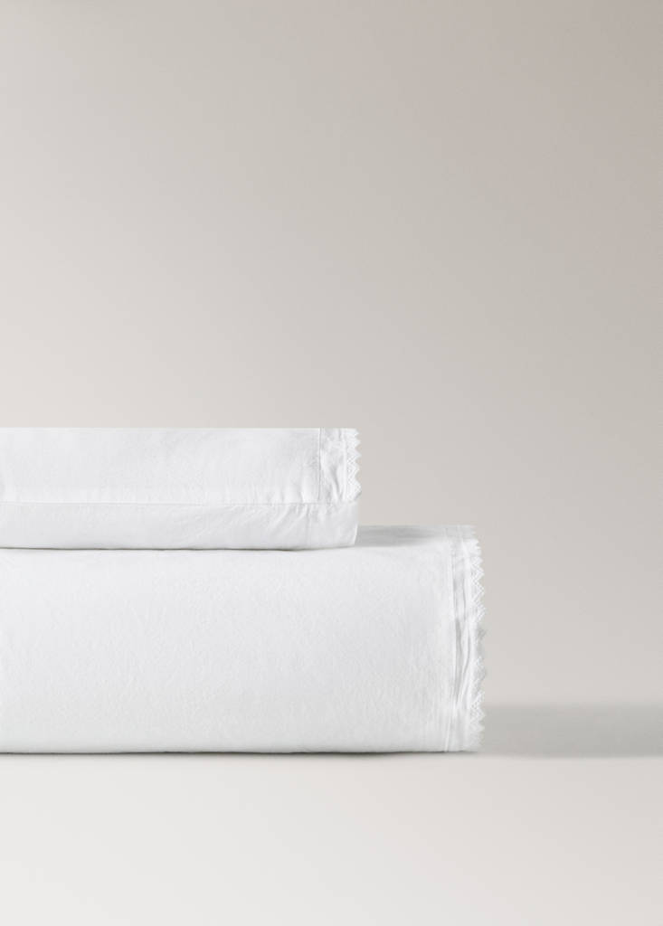 Mini cot top sheet and pillow set in garment-washed percale — White