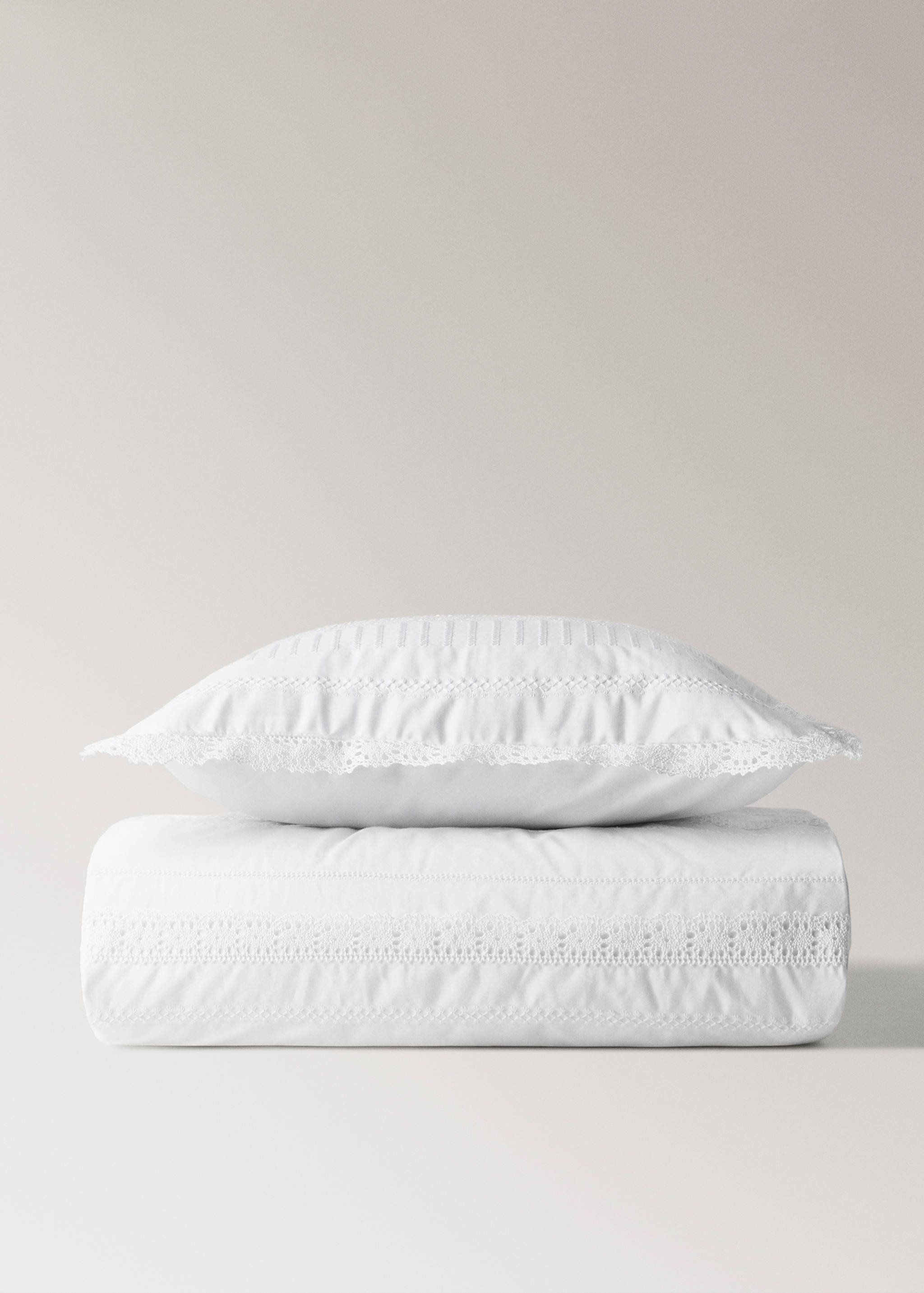 Children's embroidered cotton cushion cover 30x40 cm - Details of the article 4