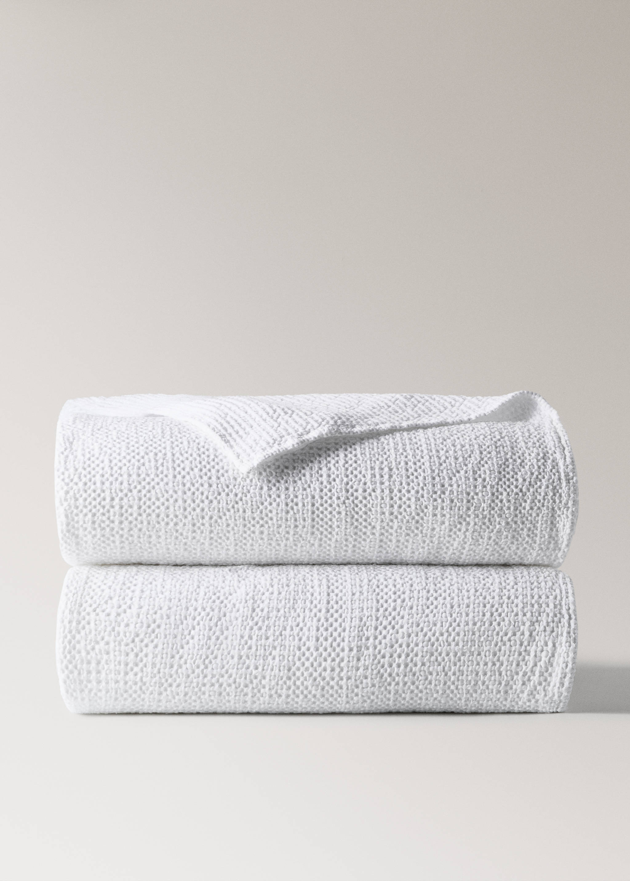 Waffle-cotton garment-dyed bedspread for cot - Article without model