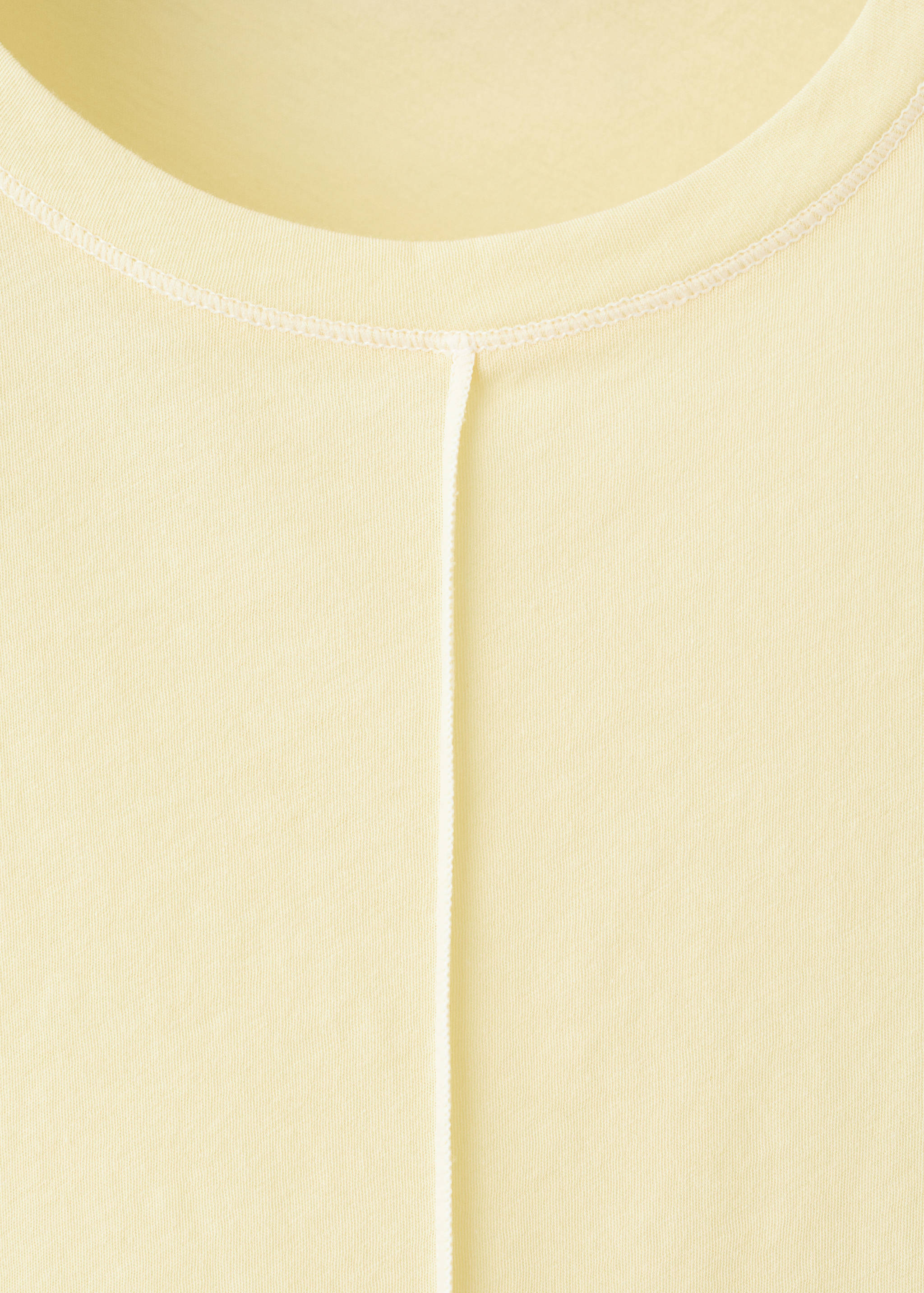 Cotton T-shirt with seams - Details of the article 8