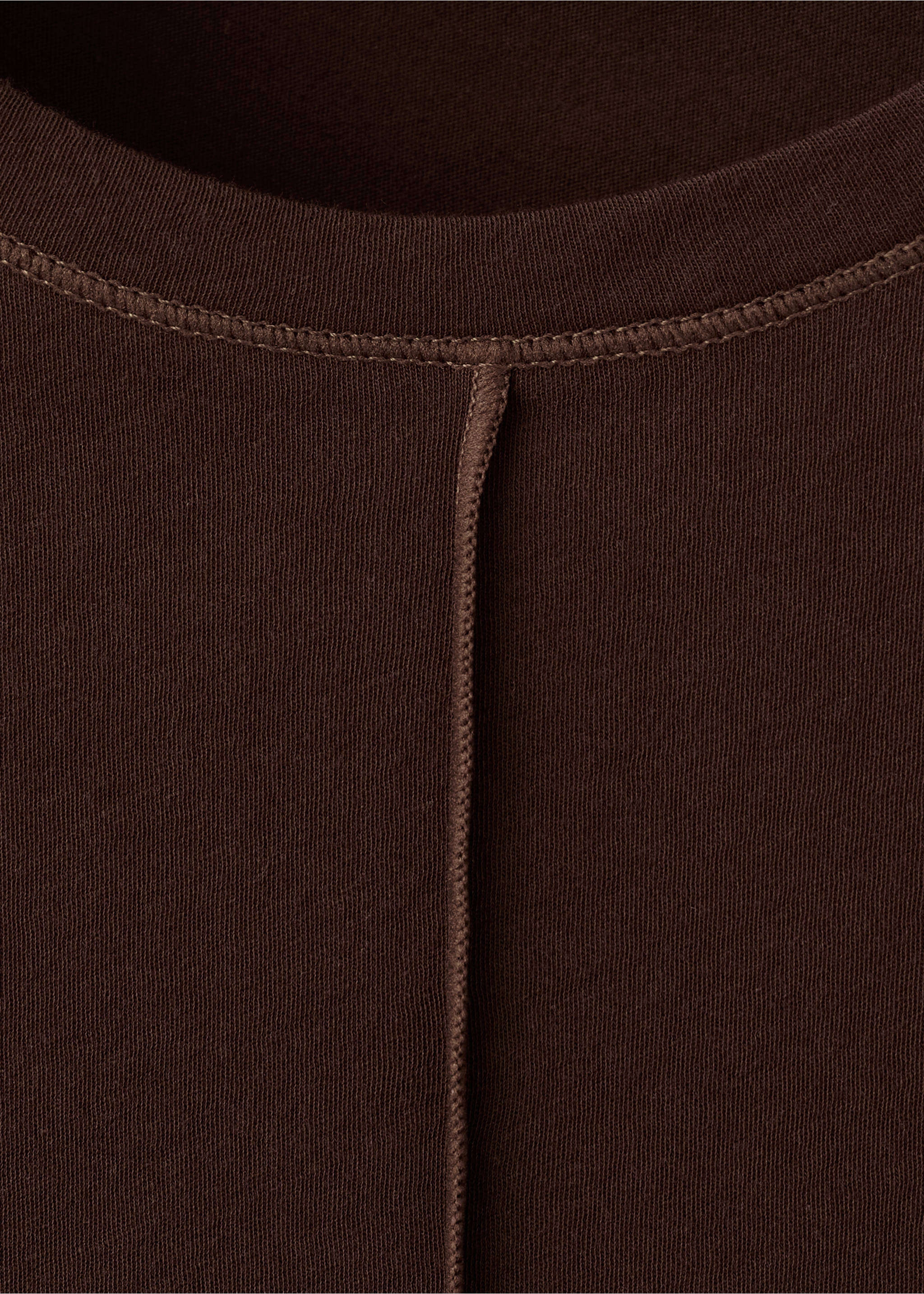 Cotton T-shirt with seams - Details of the article 8, Brown. Ref: 27094078-00.