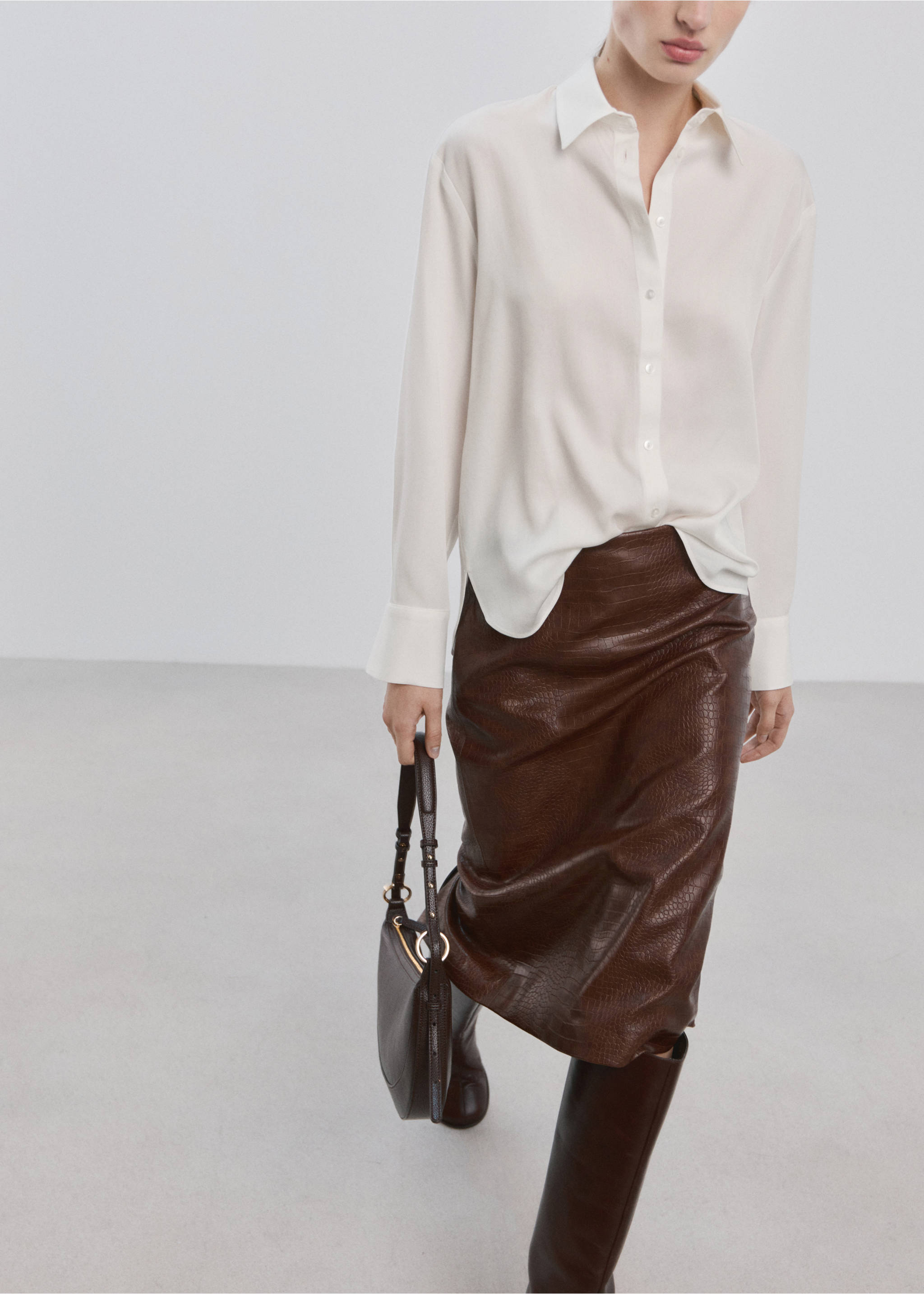 Straight lyocell shirt - Details of the article 2, Ecru. Ref: 27094079-00.