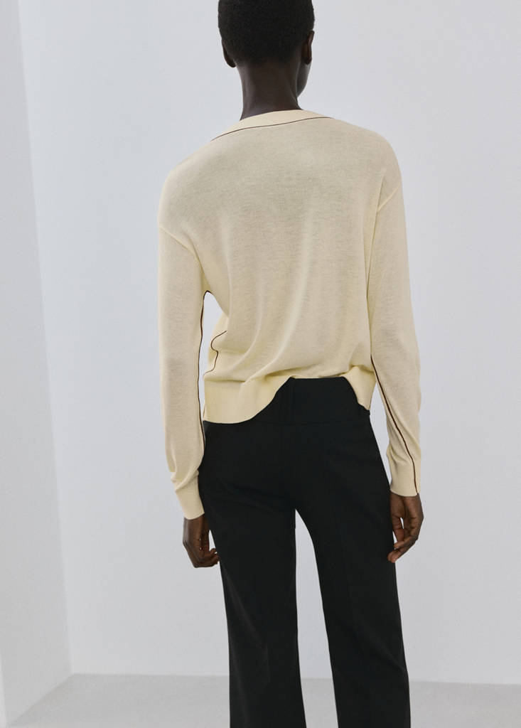 V-neck sweater with contrast trim — Pastel Yellow