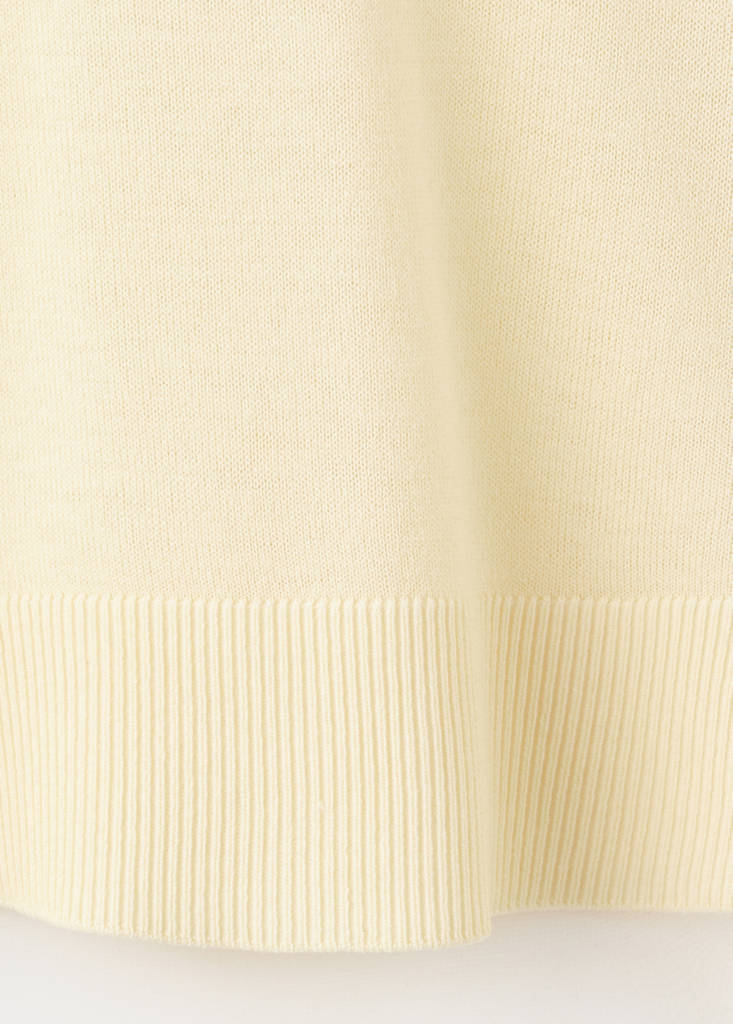 V-neck sweater with contrast trim — Pastel Yellow
