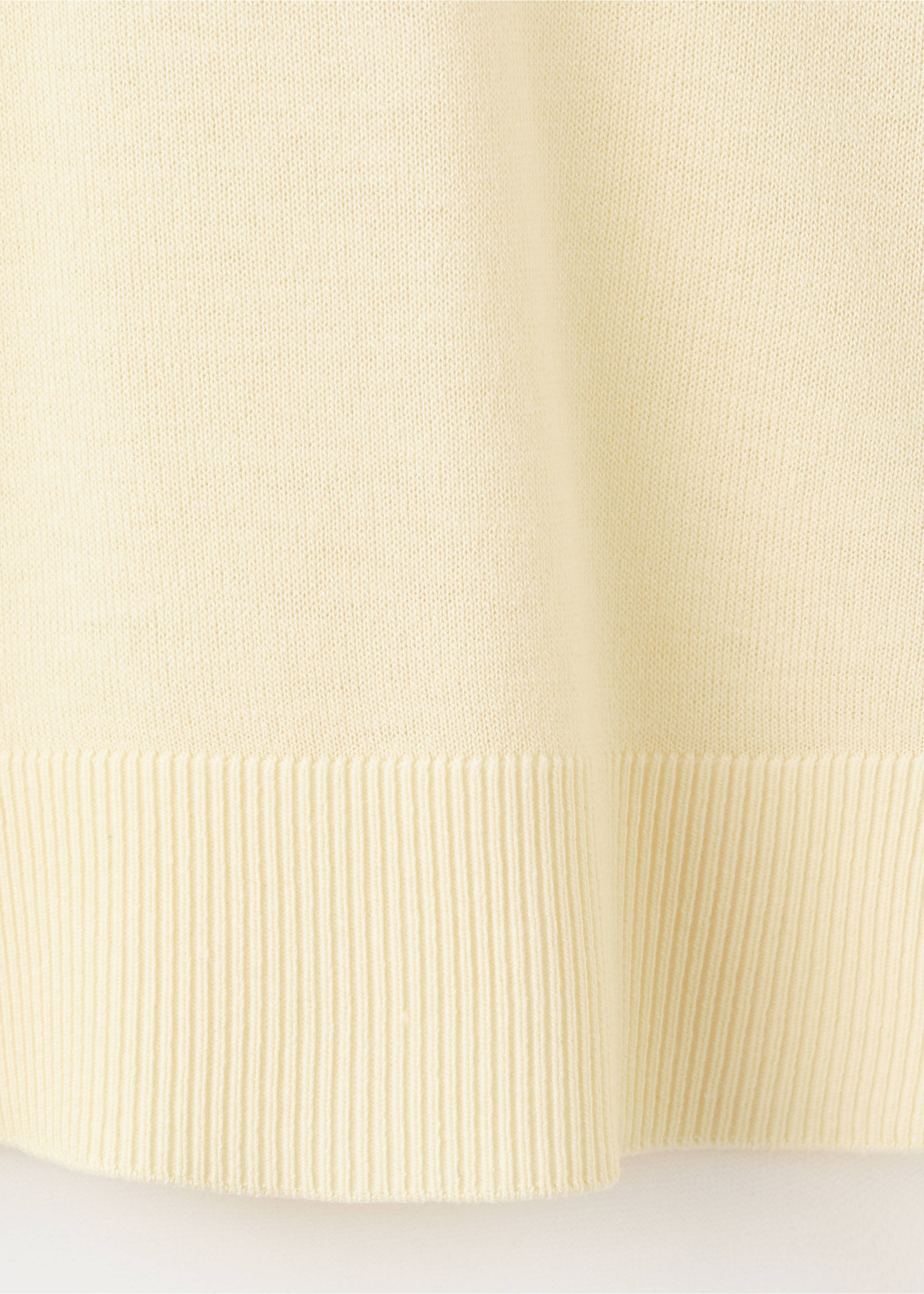 Jersey cuello pico ribete contraste - Detalle del artículo 0, Amarillo pastel. Ref: 27094083-00.