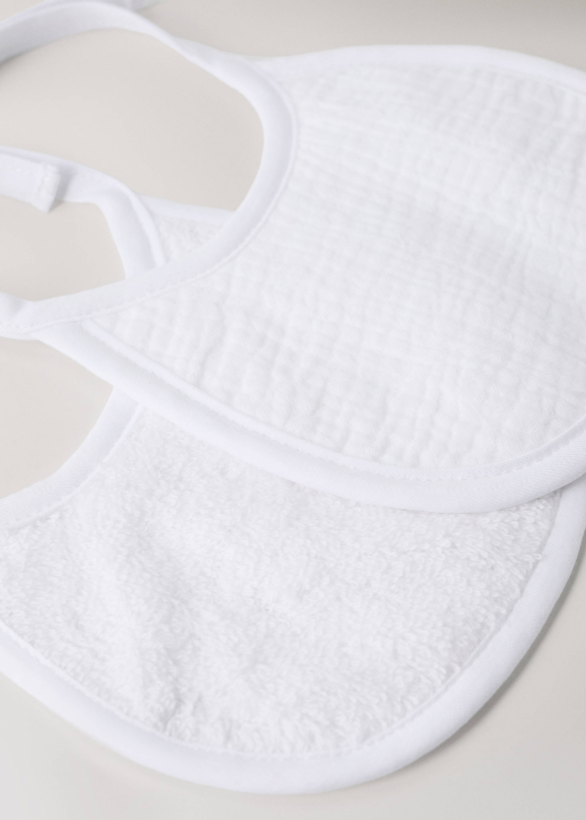 Cotton gauze bib - Details of the article 2