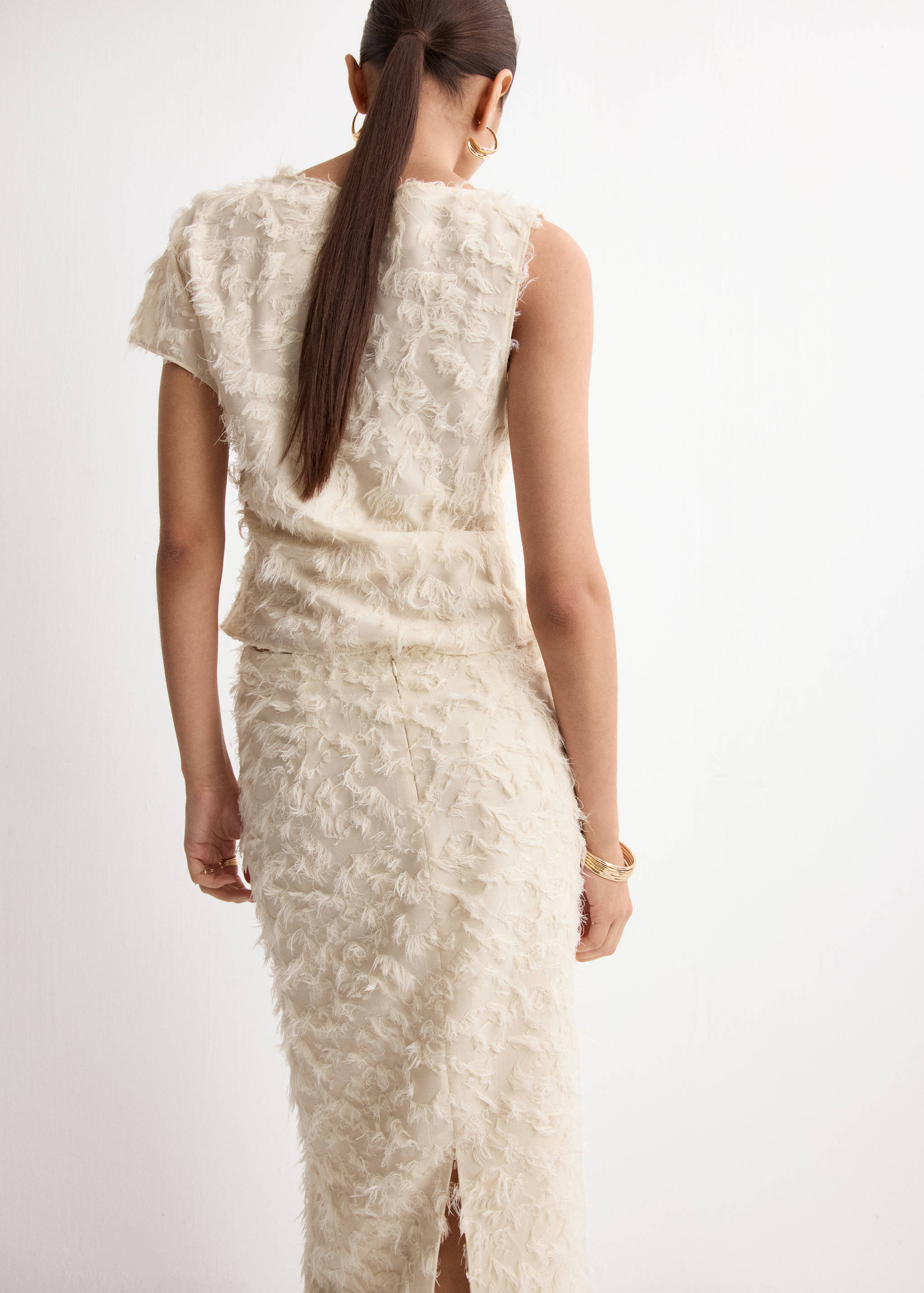 Asymmetrisches Top mit Textur - Rückseite des Artikels