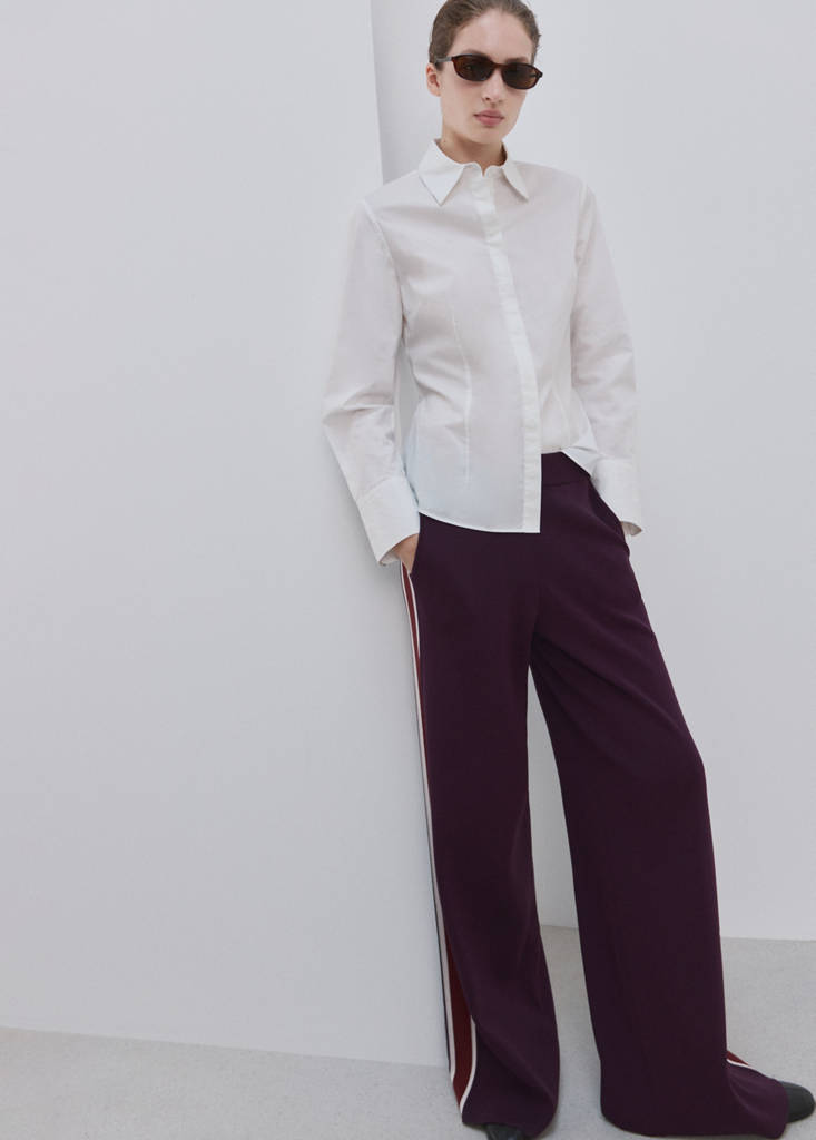 Knitted trousers with contrasting stripes — Wine