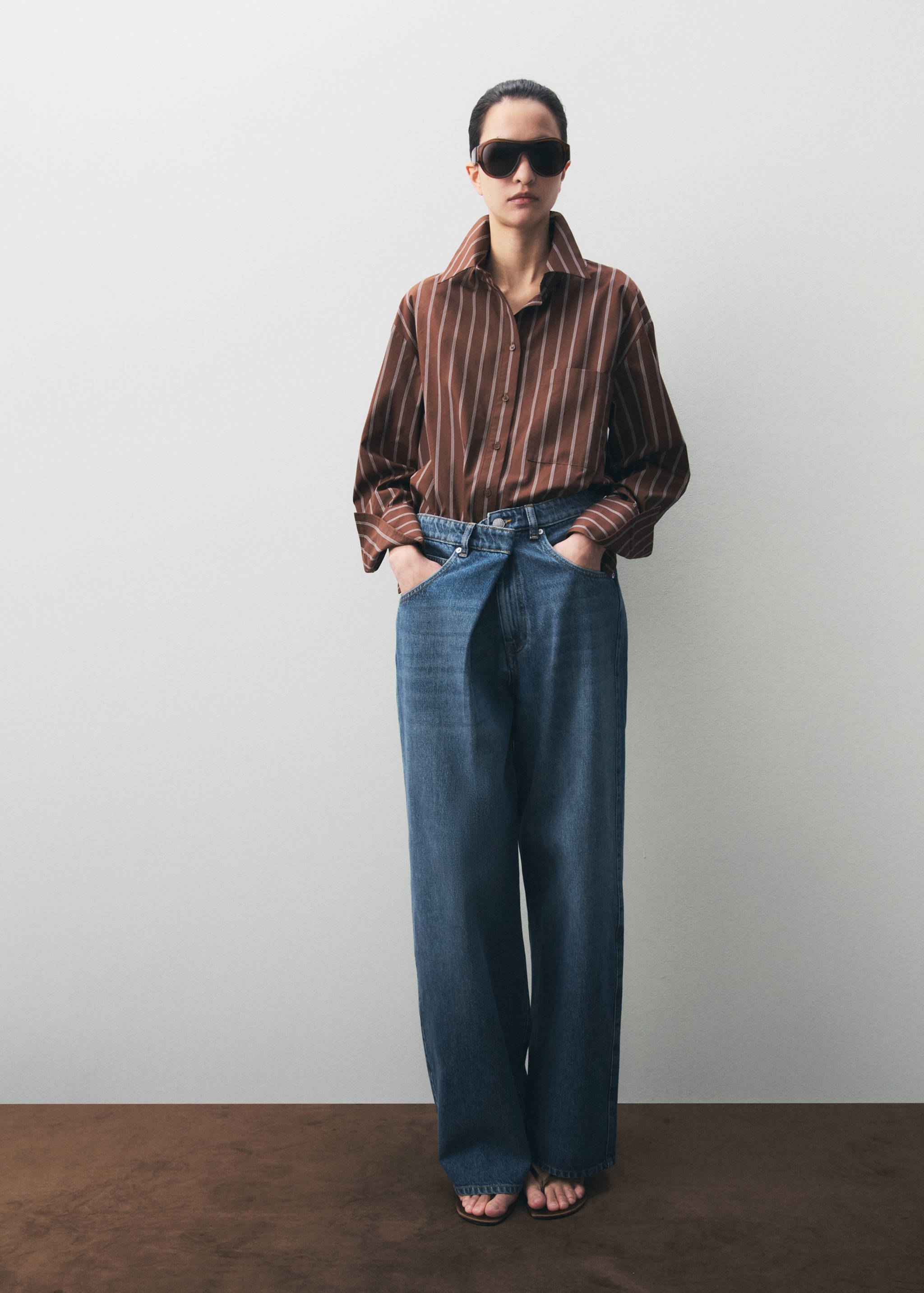 Mid-rise balloon jeans - General plane