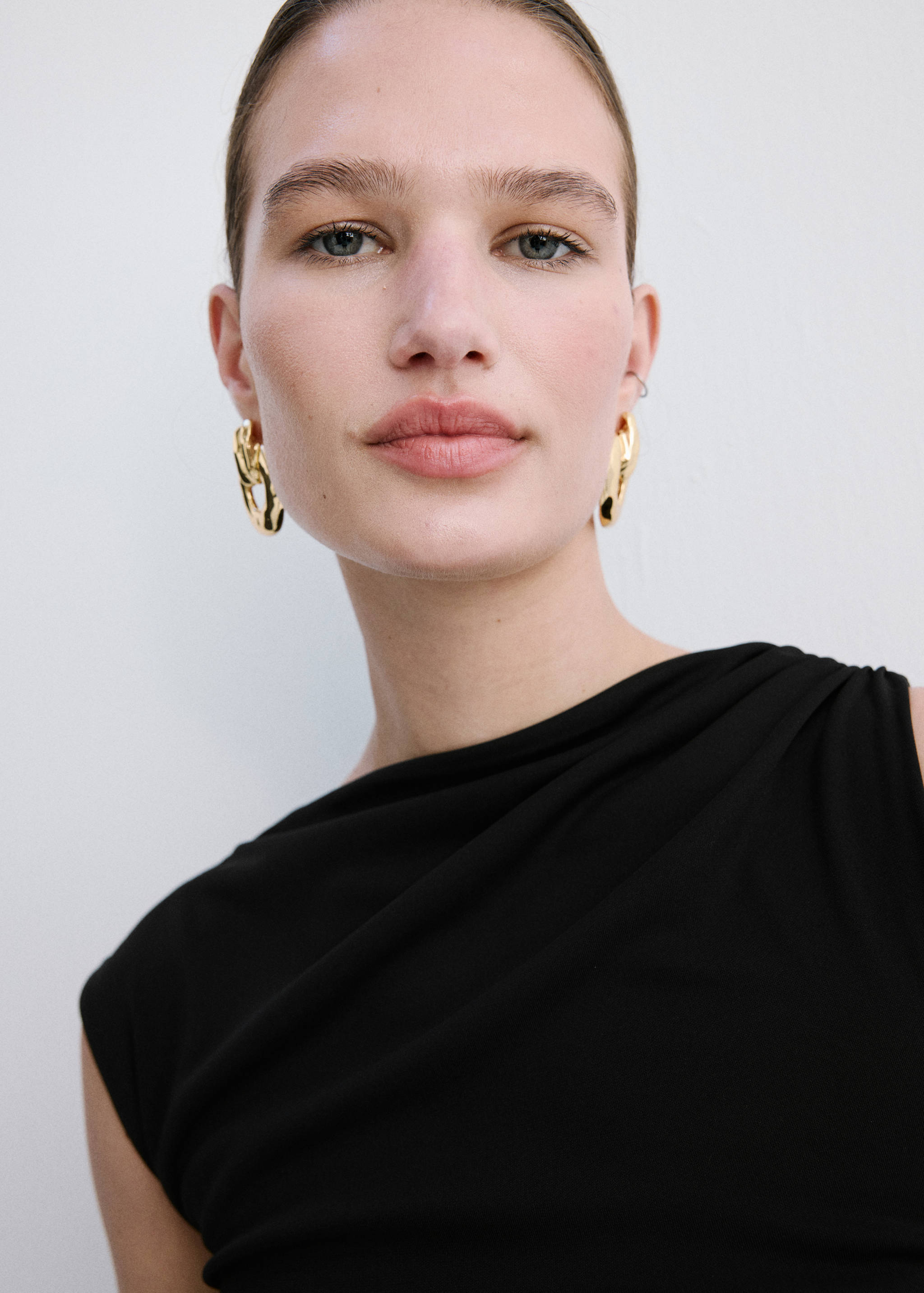 Robe asymétrique évasée - Détail de l'article 1