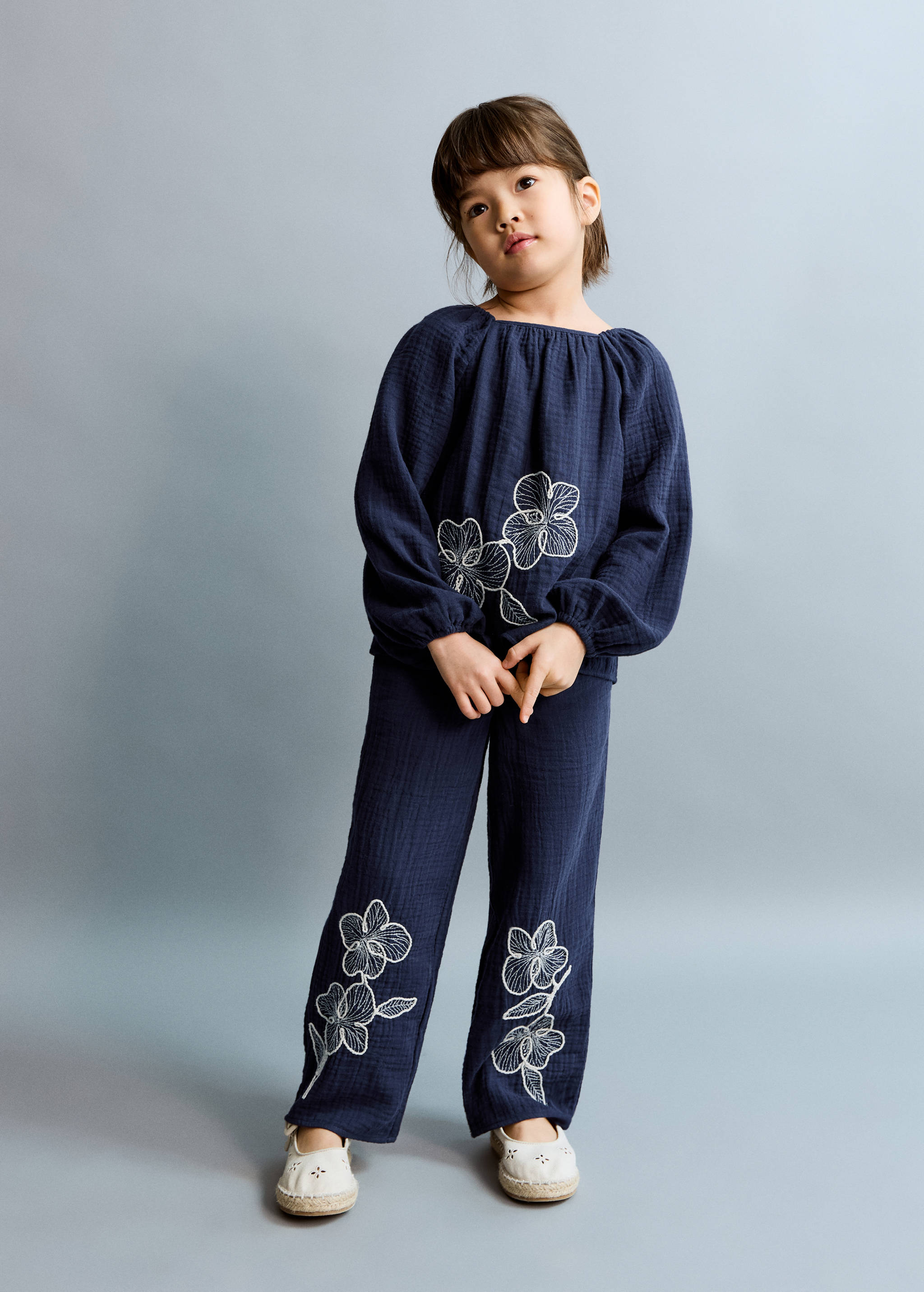 Embroidered floral cotton trousers - General plane