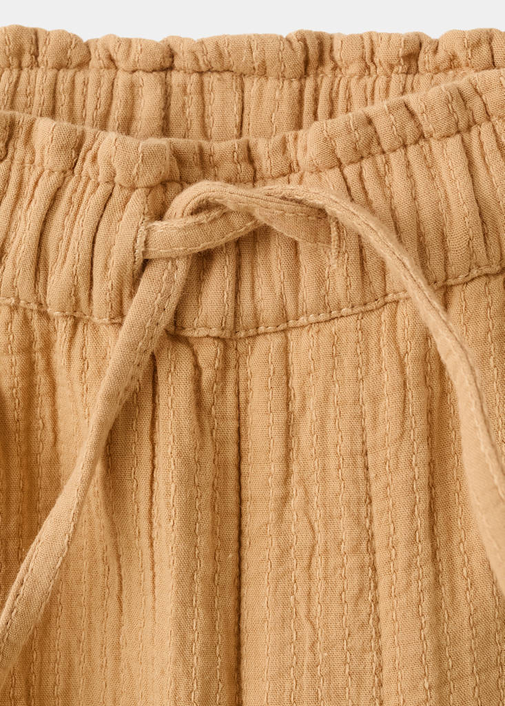 Textured embroidered pants — Mustard