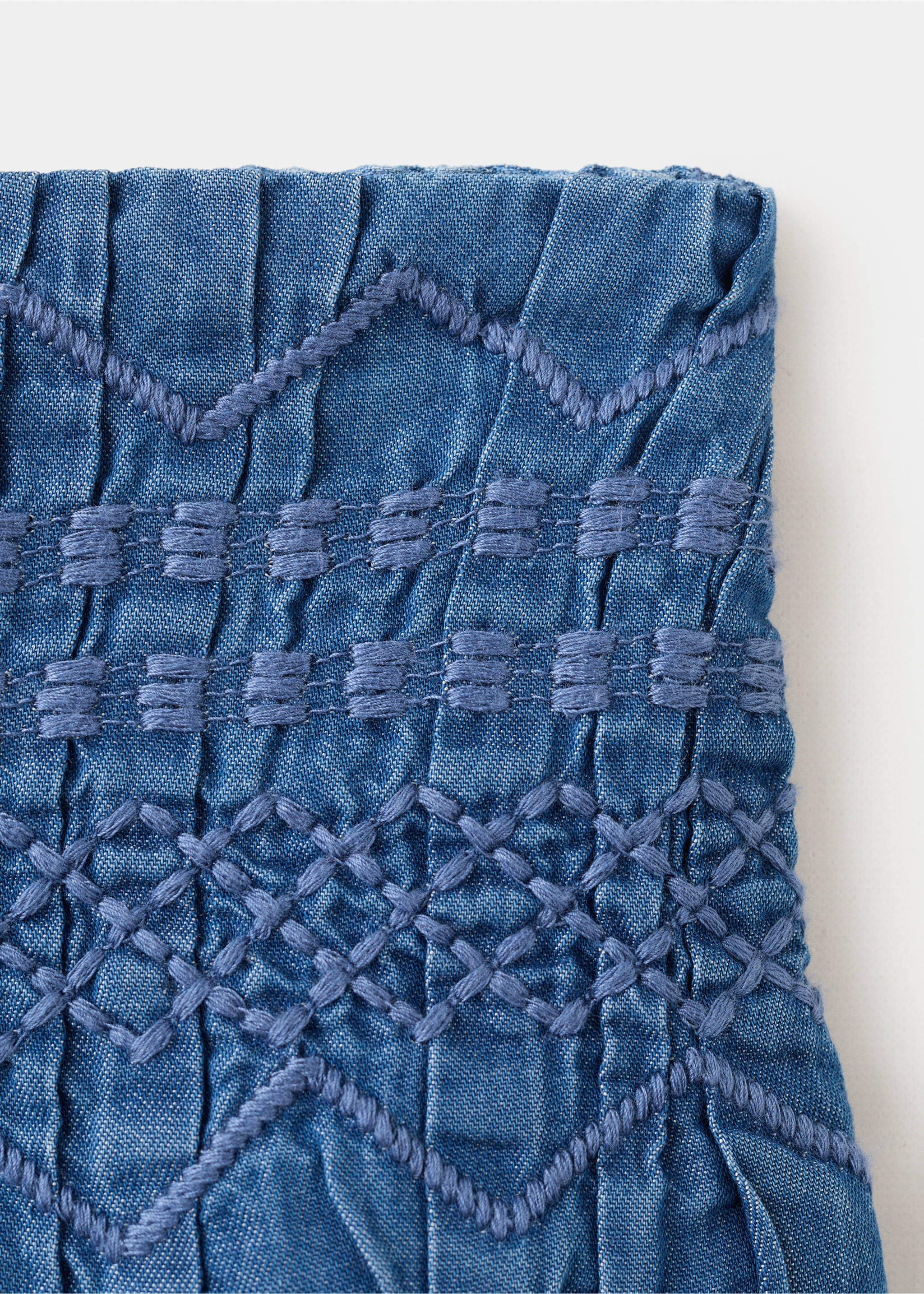 Embroidered details skirt - Details of the article 0, Medium Blue. Ref: 27094418-00.