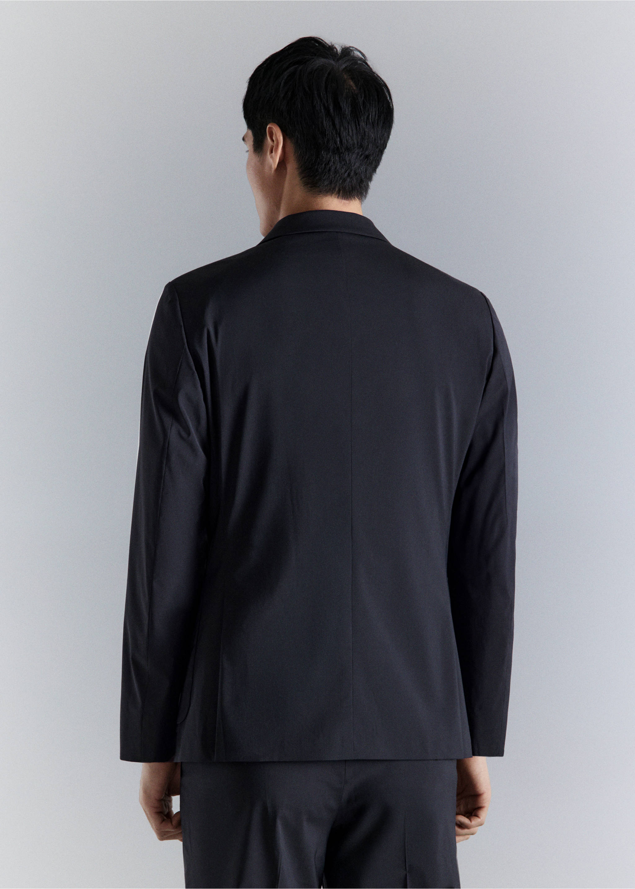 Приталенный пиджак из высокотехнологичной ткани - Обратная сторона изделия, Глубокий темно-синий. Ref: 27094419-00.