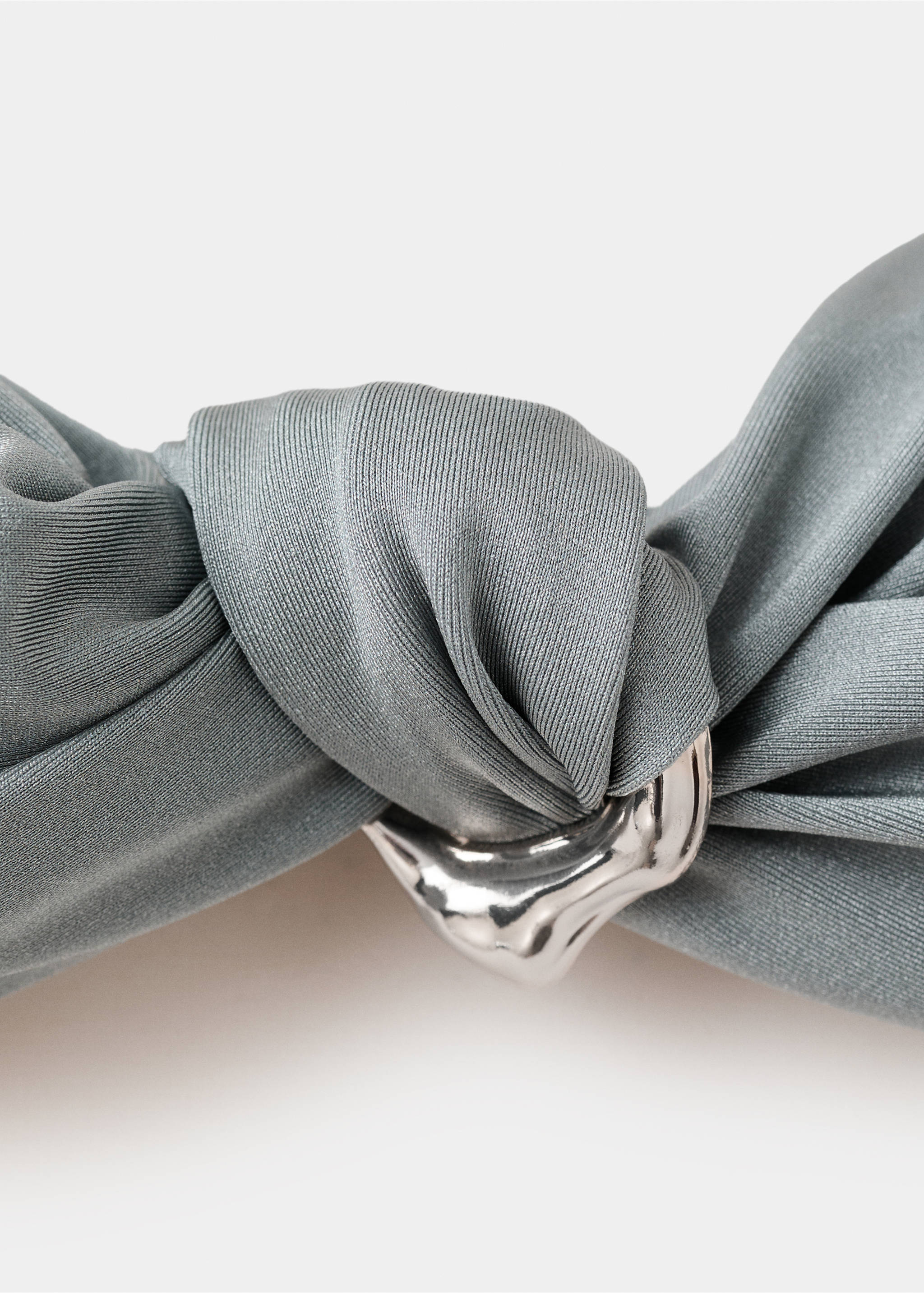 Metallic detail bandeau bikini top - Details of the article 8, Grey. Ref: 27094420-00.