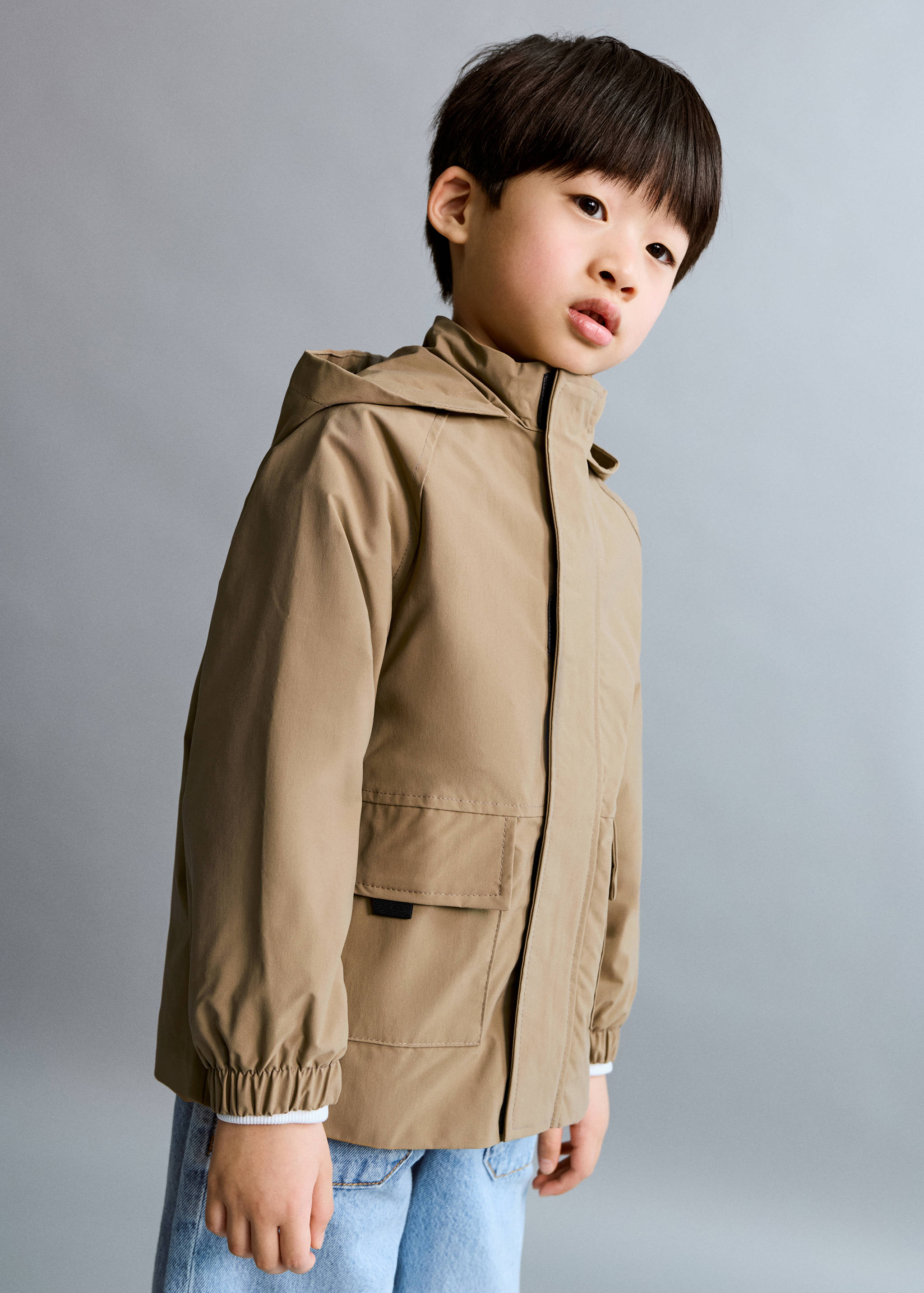 Hooded jacket with pockets - General plane