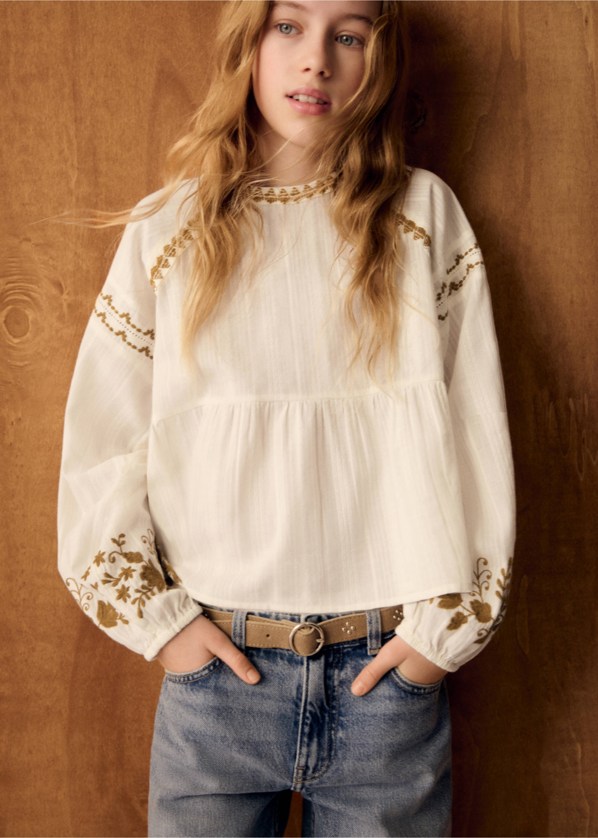 Embroidered printed blouse - Details of the article 5, White. Ref: 27094422-00.