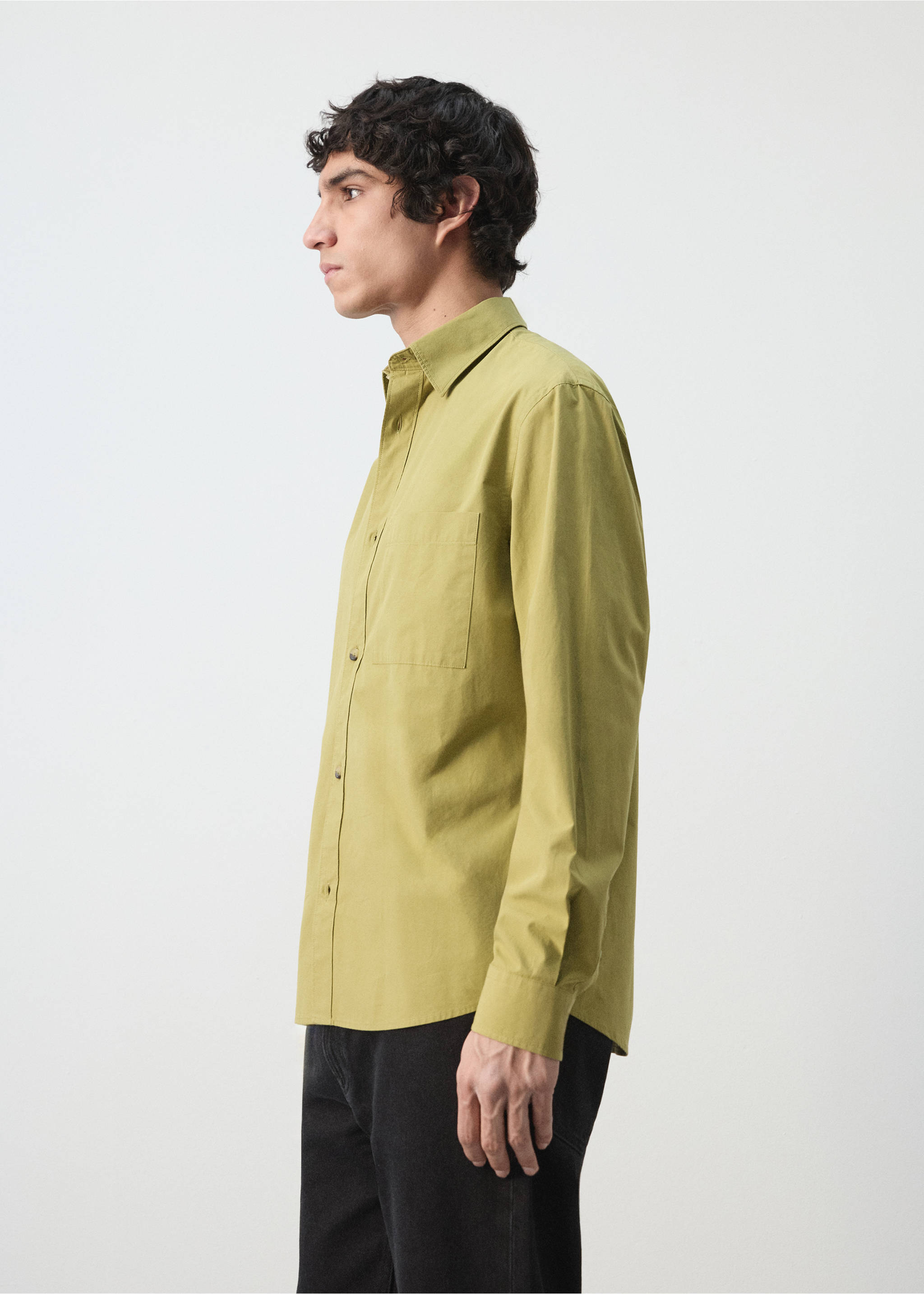 100% cotton relaxed-fit shirt - Details of the article 2, Olive Green. Ref: 27094424-00.