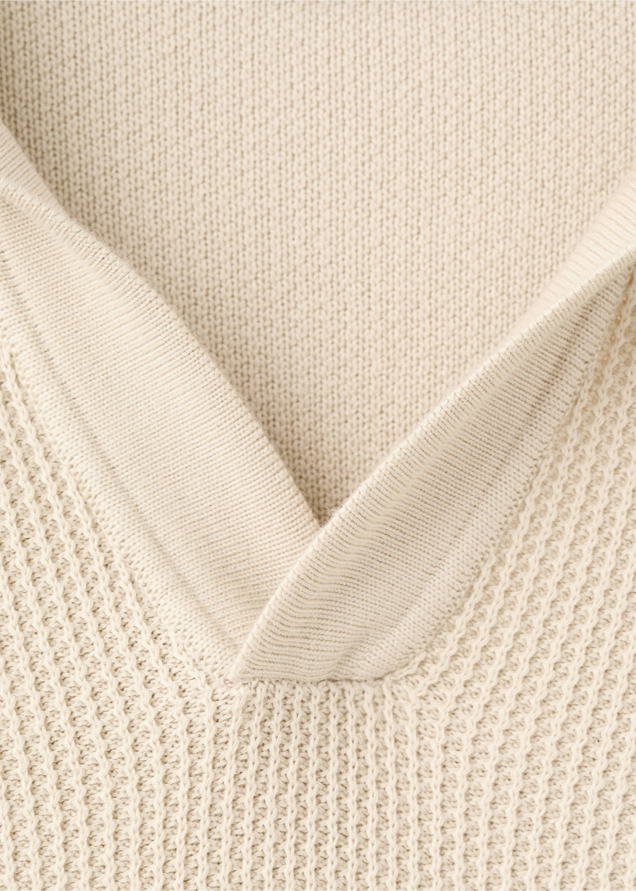 Polo 100 % coton maille structure - Détail de l'article 8, Sable. Ref: 27094425-00.