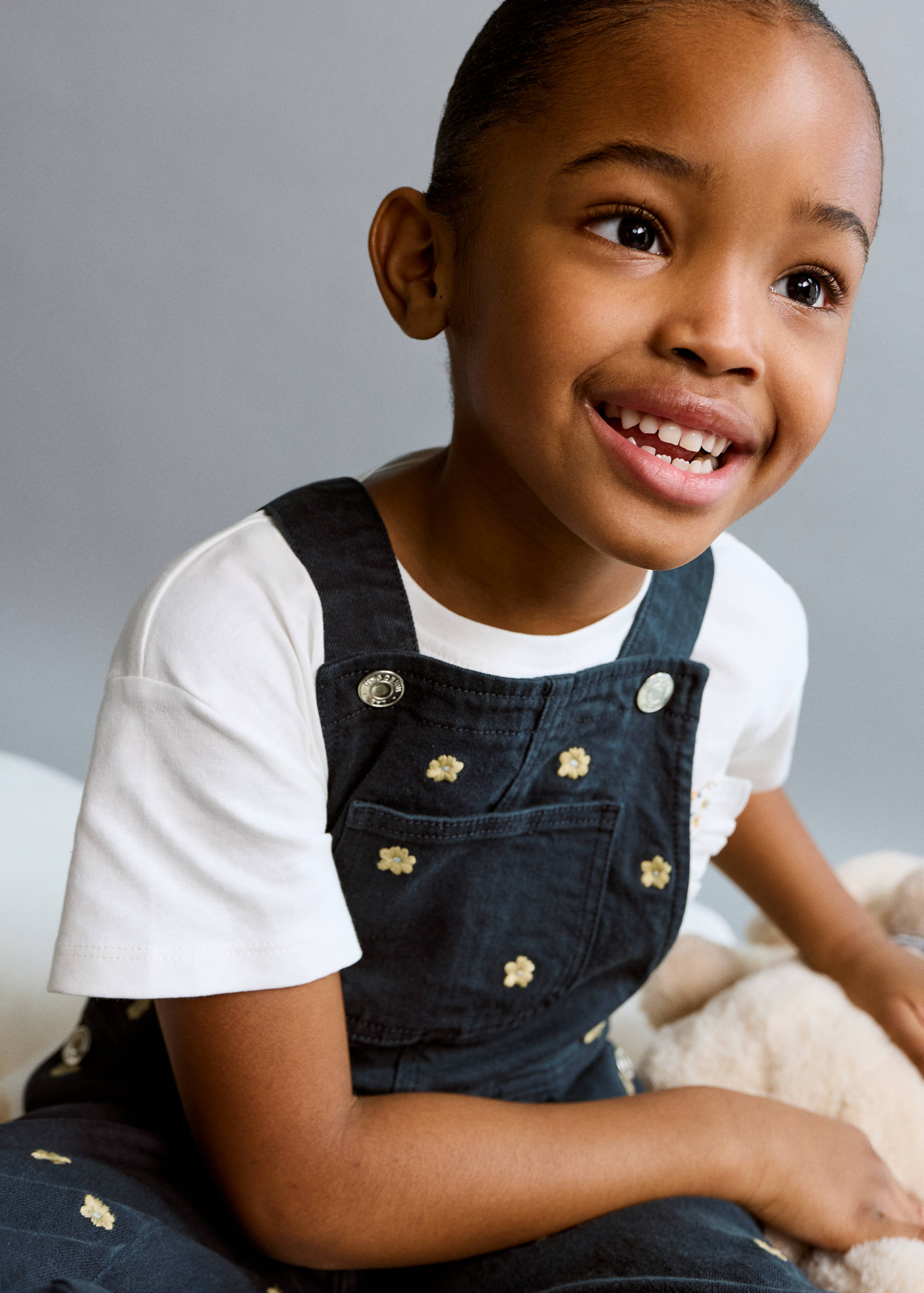 Peto largo bordado flores - Detalle del artículo 1