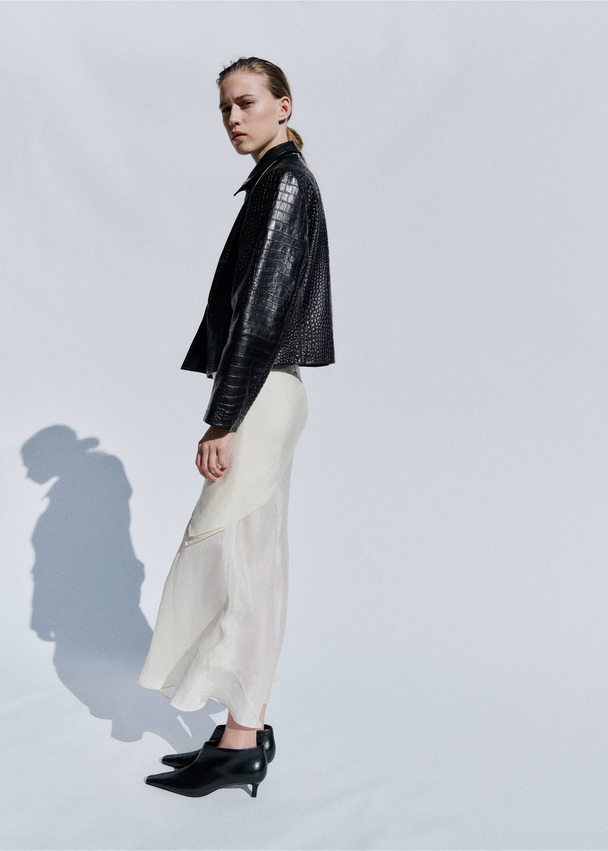 Double-breasted leather jacket - General plane, Black. Ref: 27094432-00.