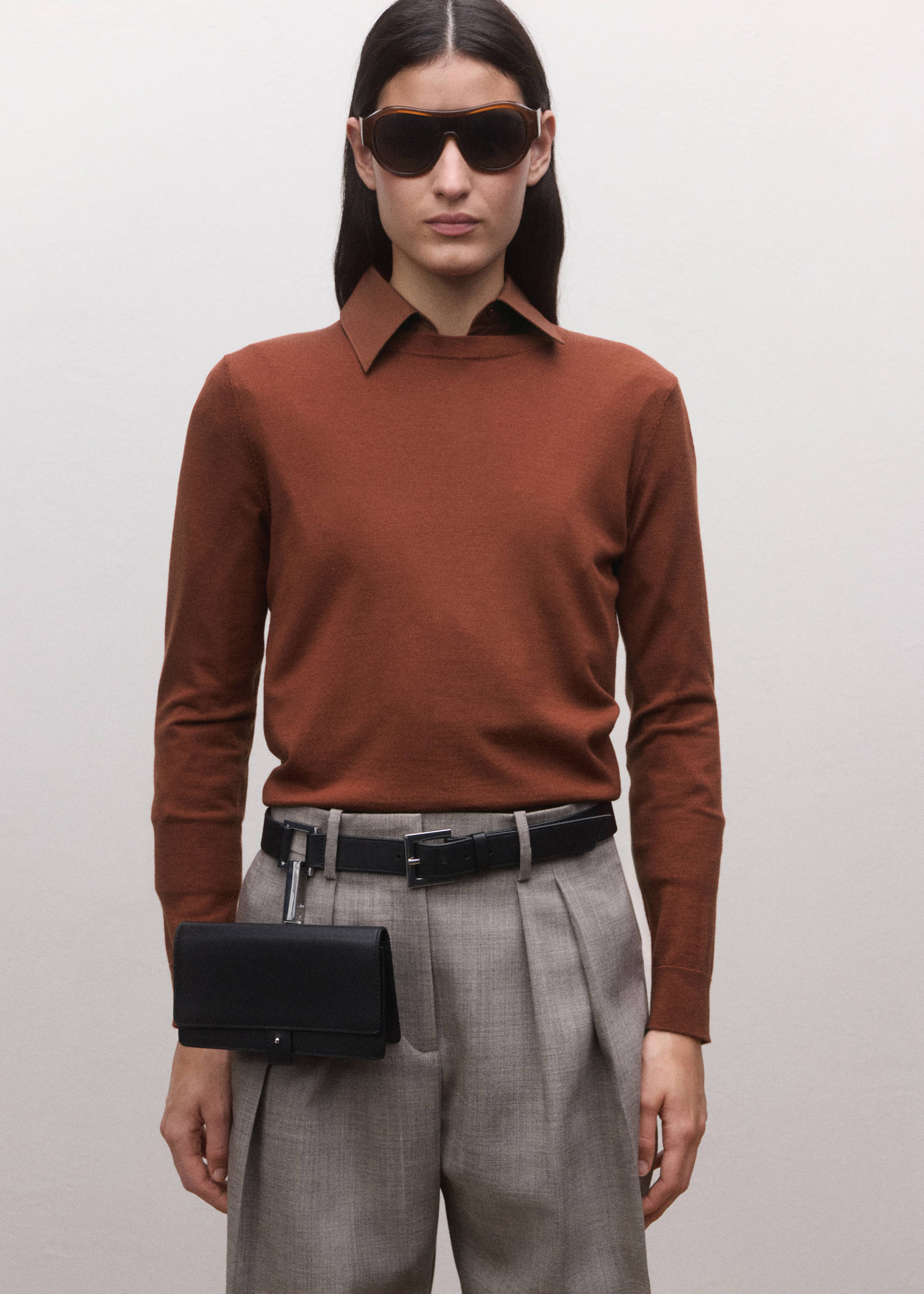 100% wool round-neck sweater - Medium plane, Russet. Ref: 27094439-00.