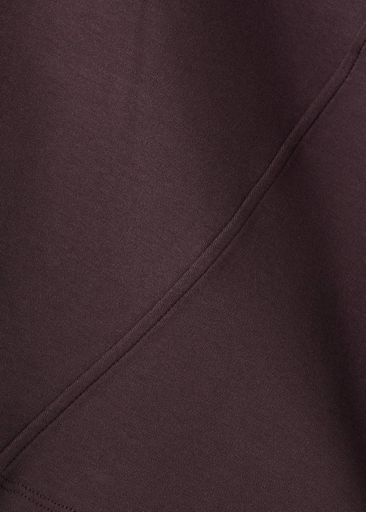 Fitted cotton T-shirt with asymmetric hem — Wine
