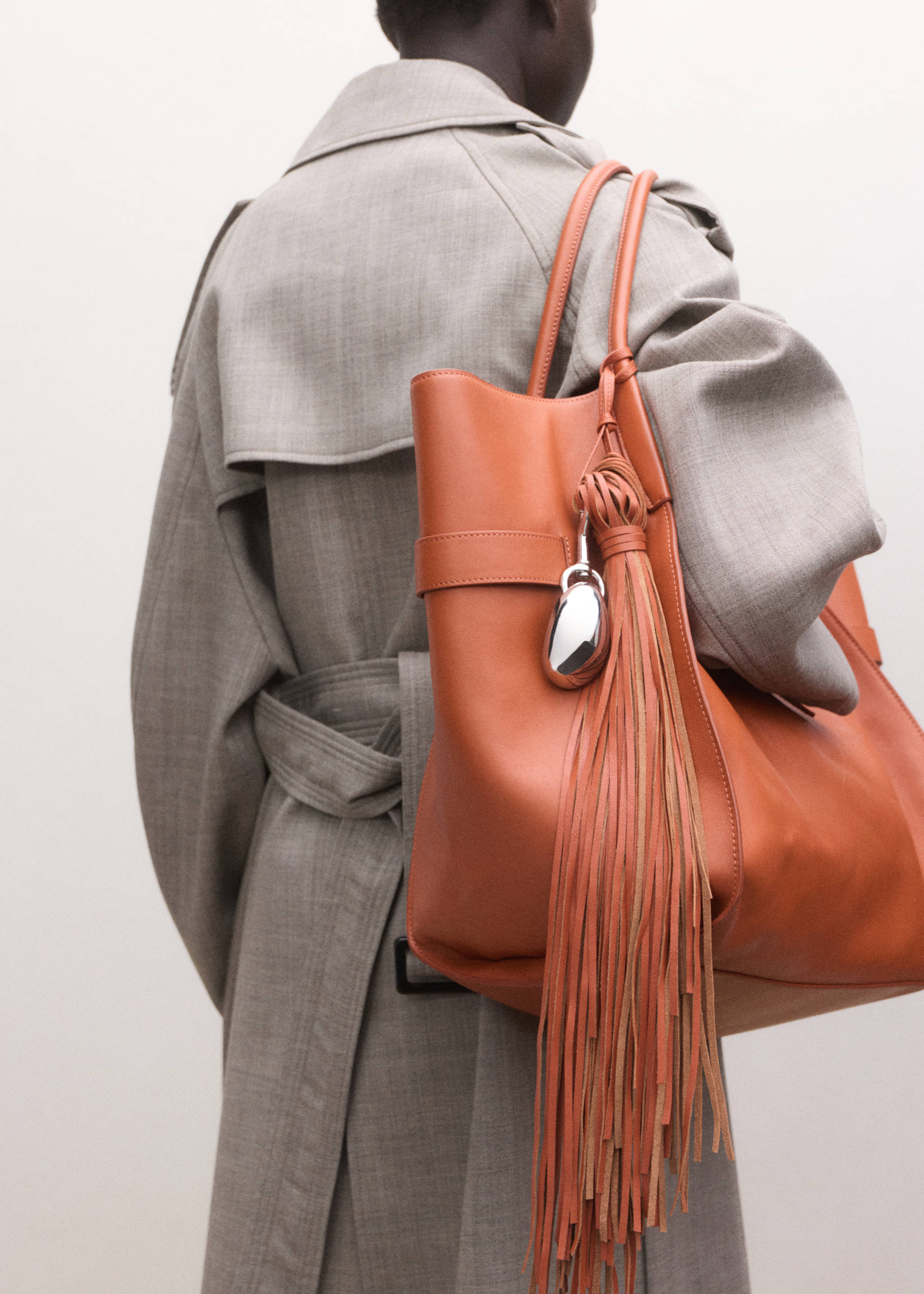 Fringed leather keyring - Details of the article 9