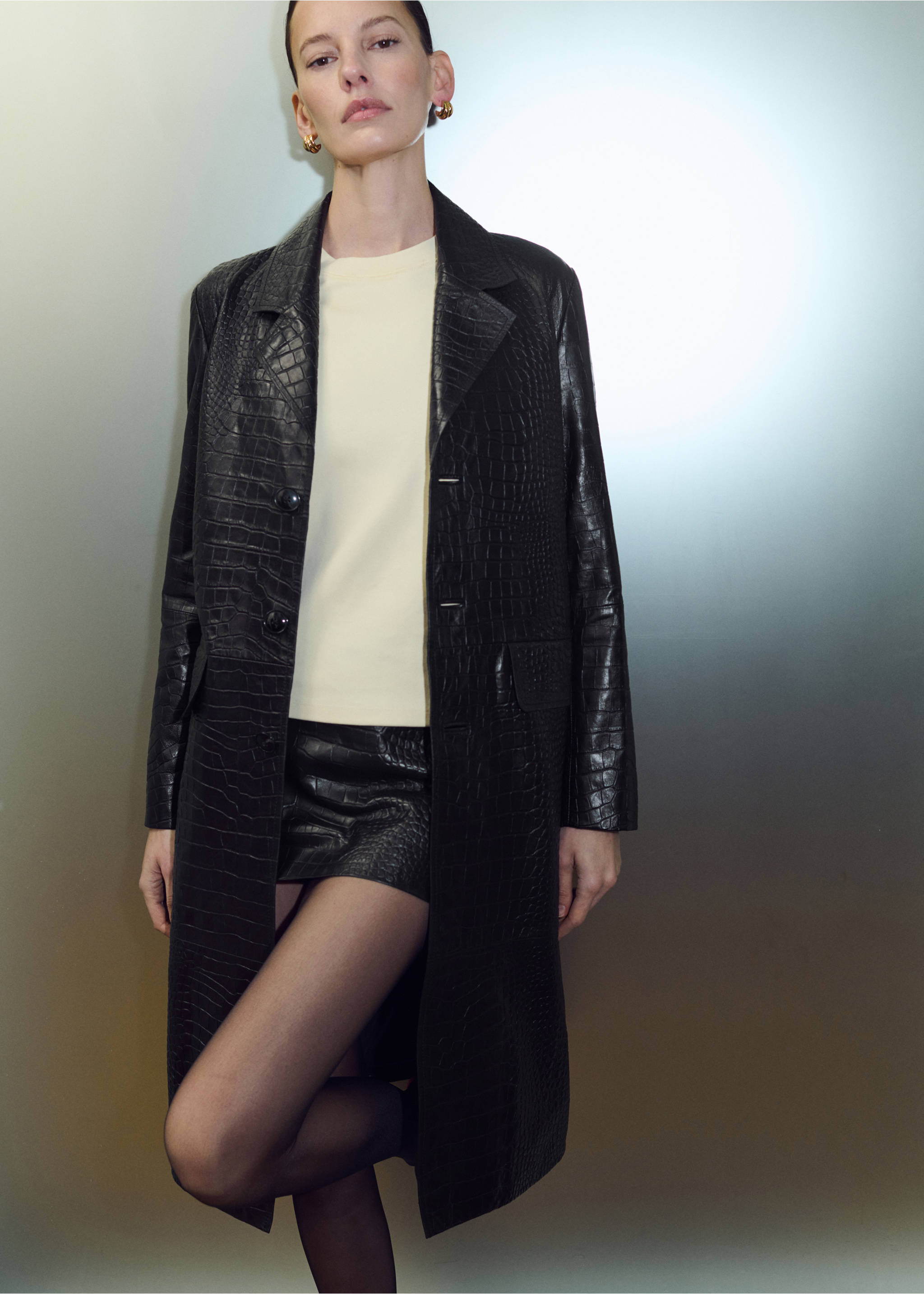 Crocodile-effect faux fur coat - Medium plane, Black. Ref: 27094772-00.