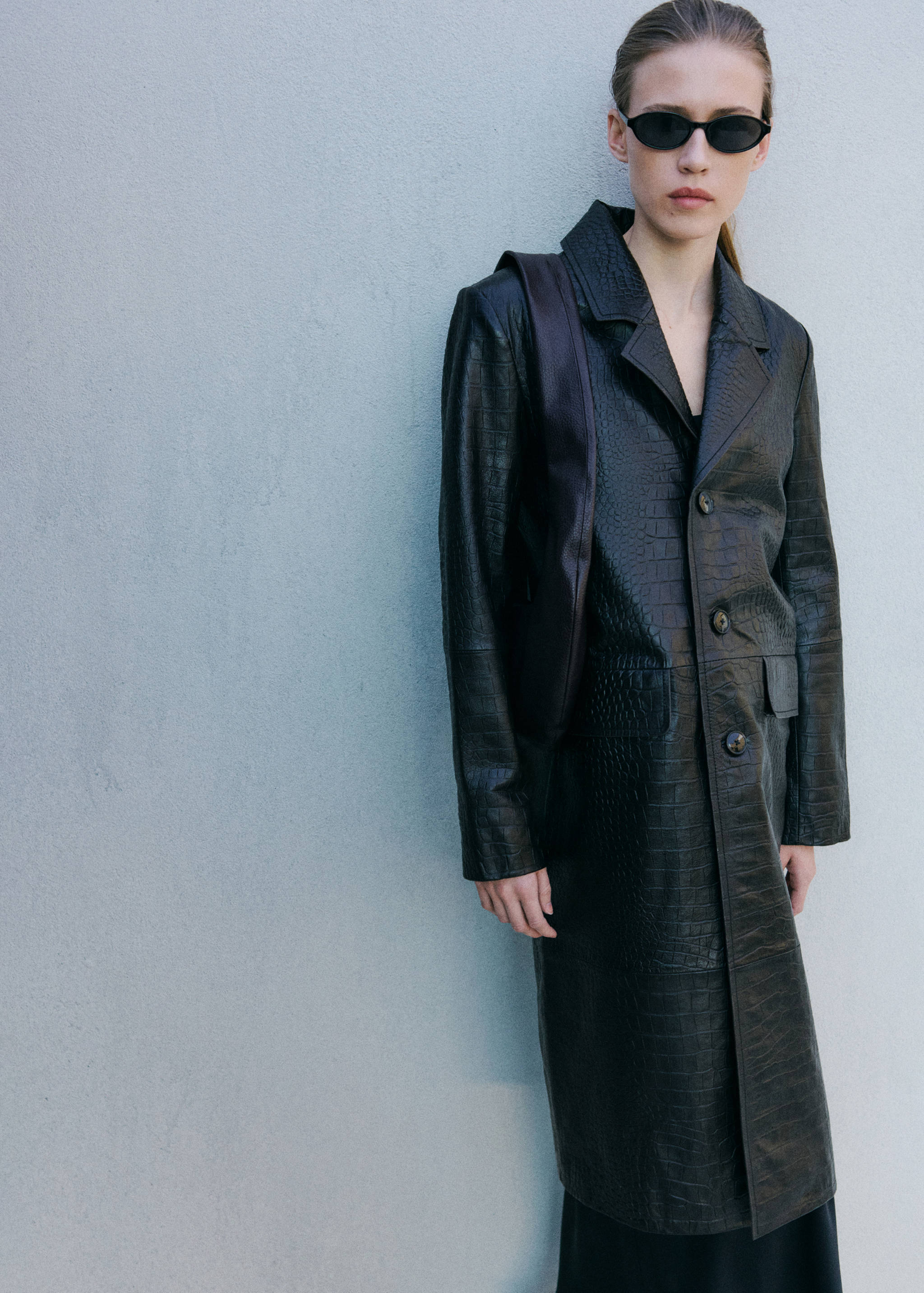 Crocodile-effect faux fur coat - Medium plane