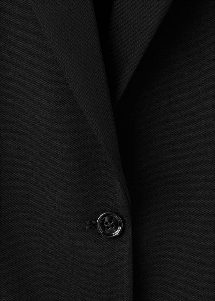 Straight jacket with flap pockets — Black